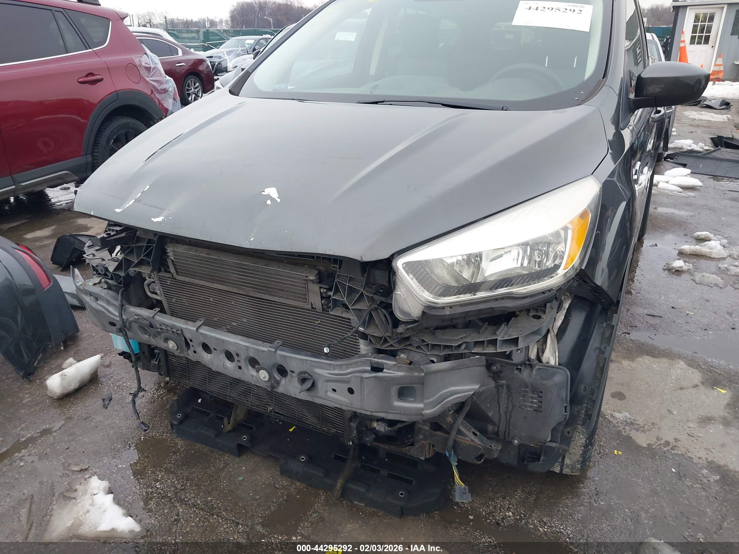 FORD ESCAPE image 6