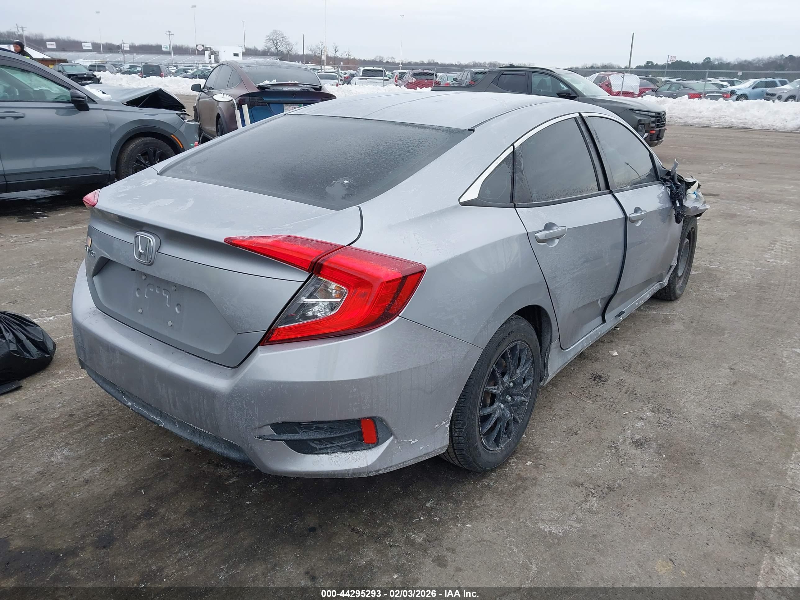 HONDA CIVIC image 4