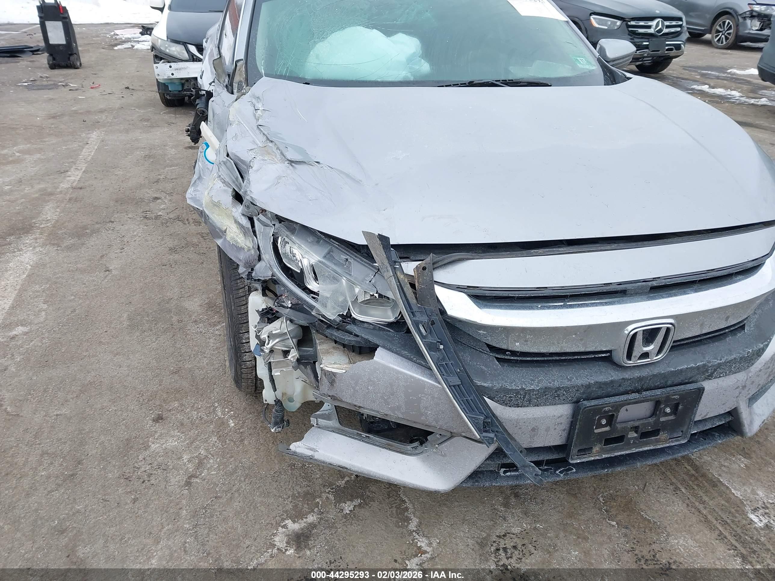 HONDA CIVIC image 6