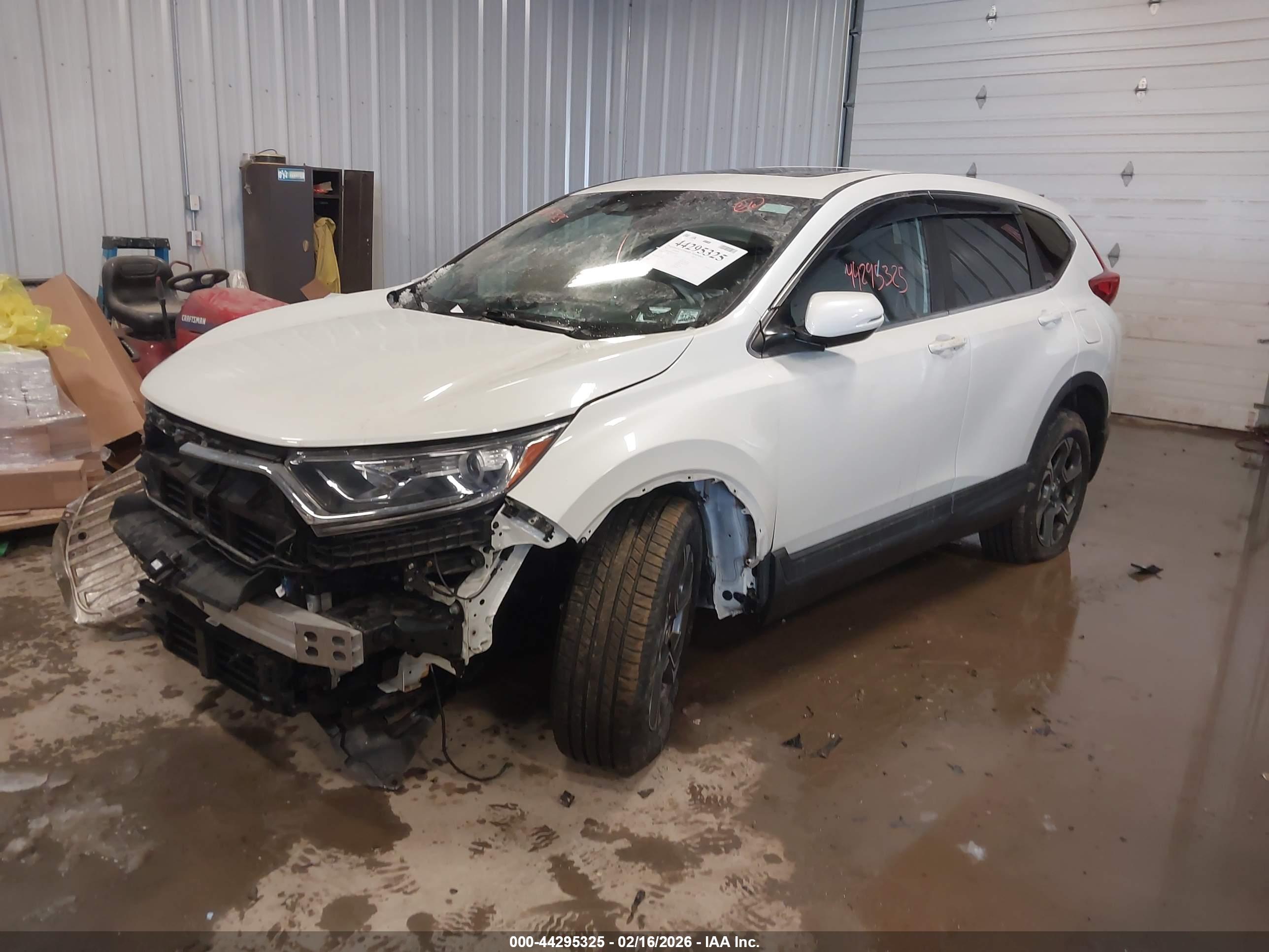 HONDA CR-V image 2