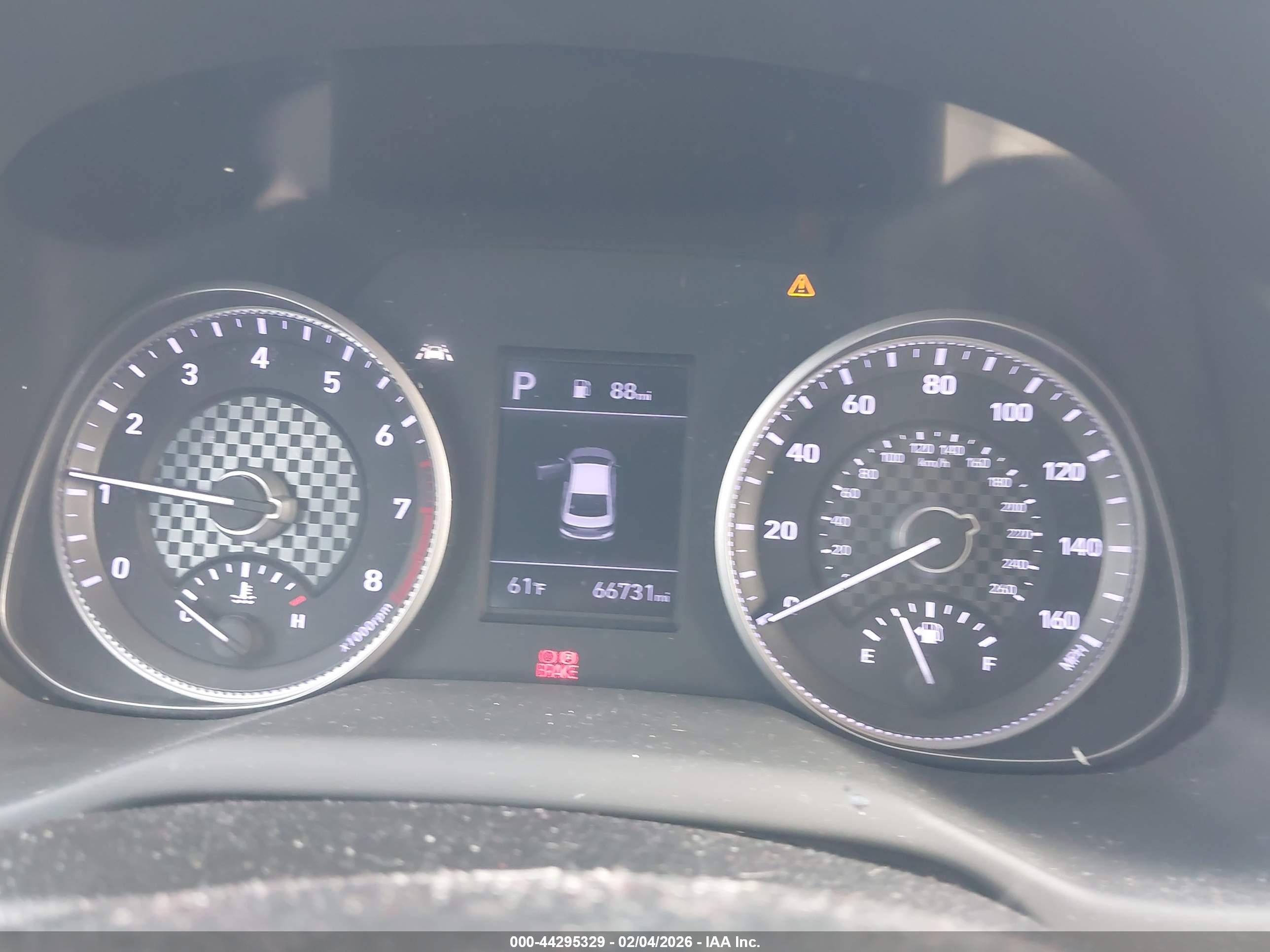 HYUNDAI ELANTRA image 7