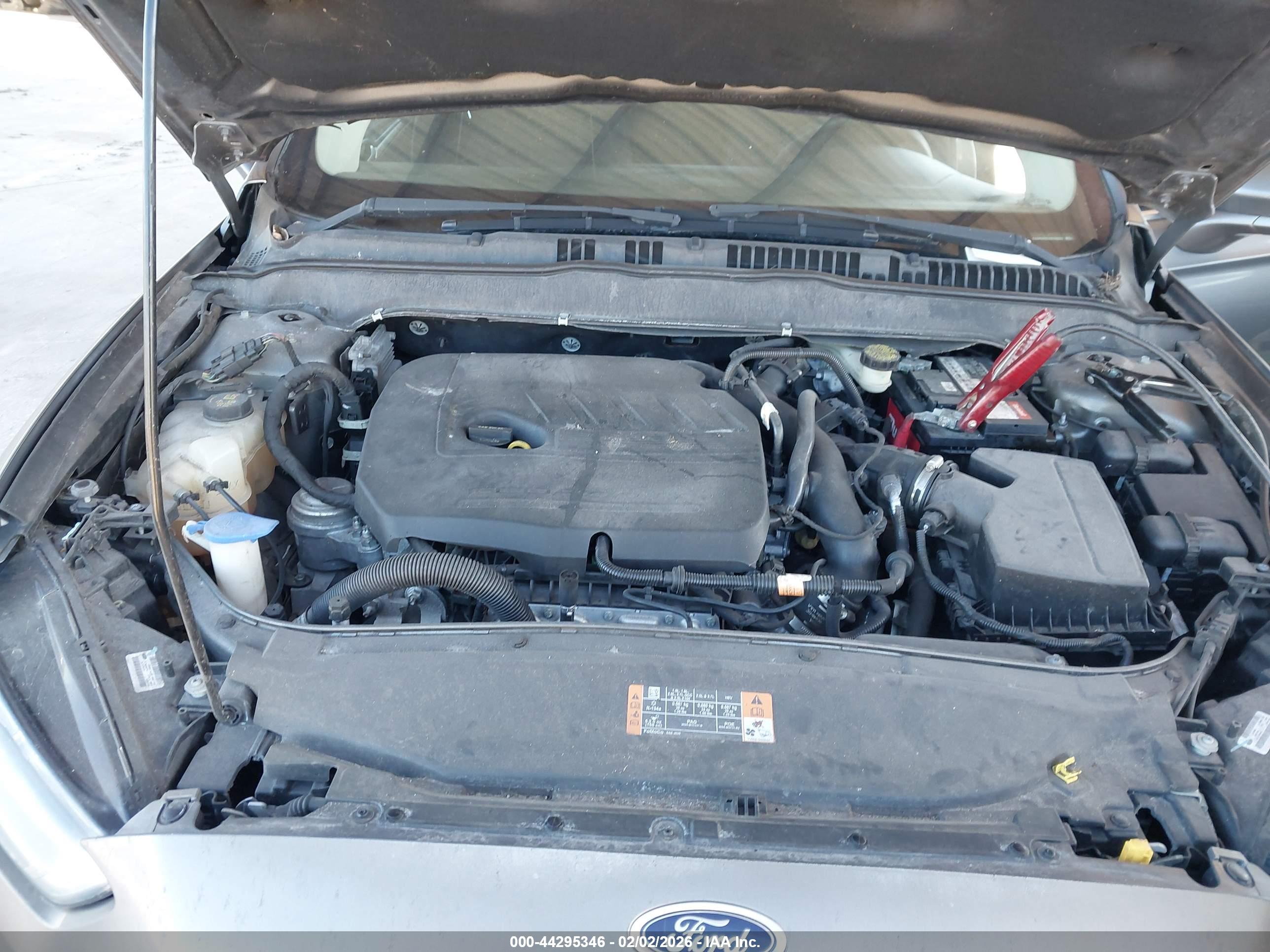 FORD FUSION image 10