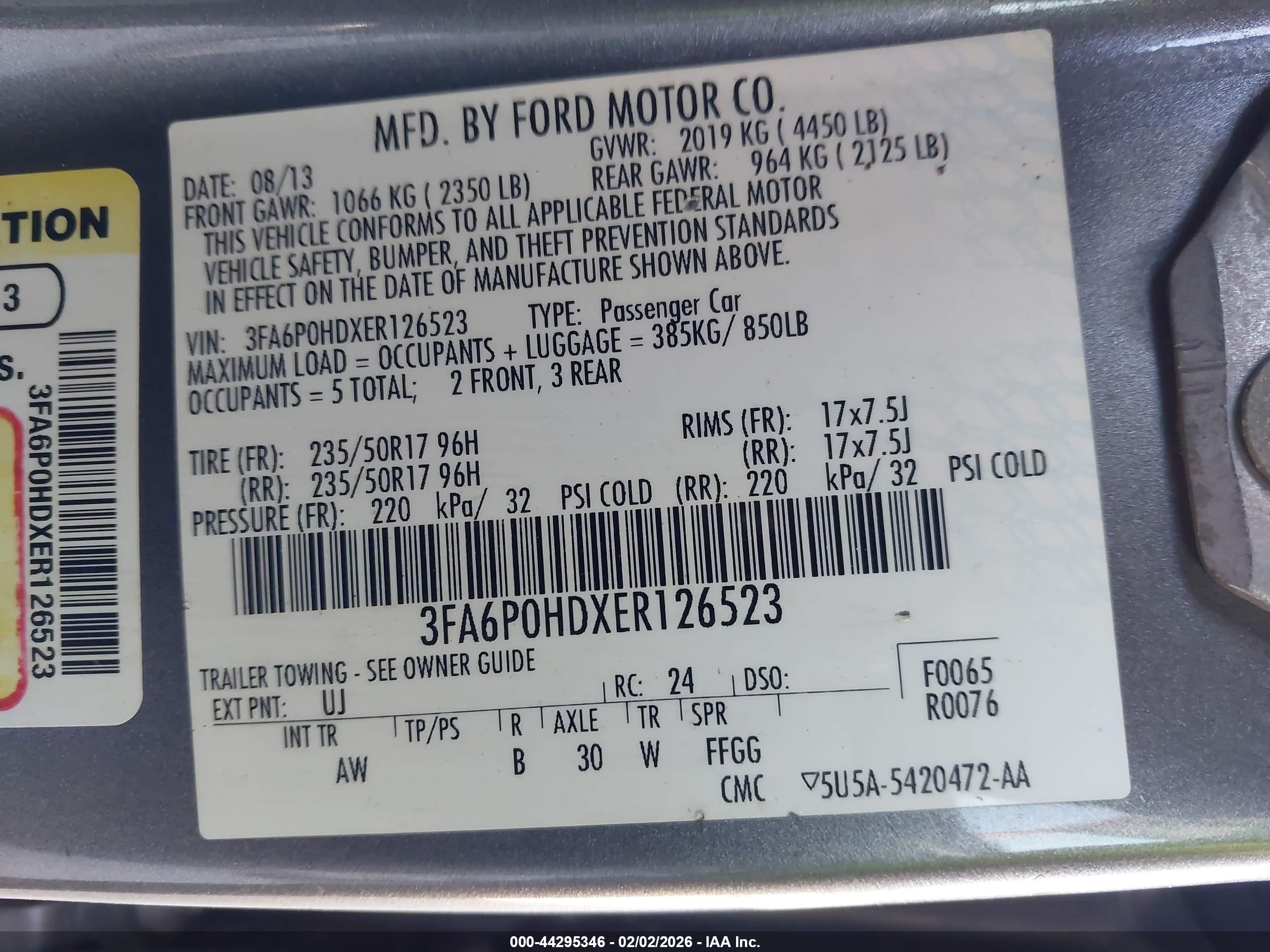 FORD FUSION image 9