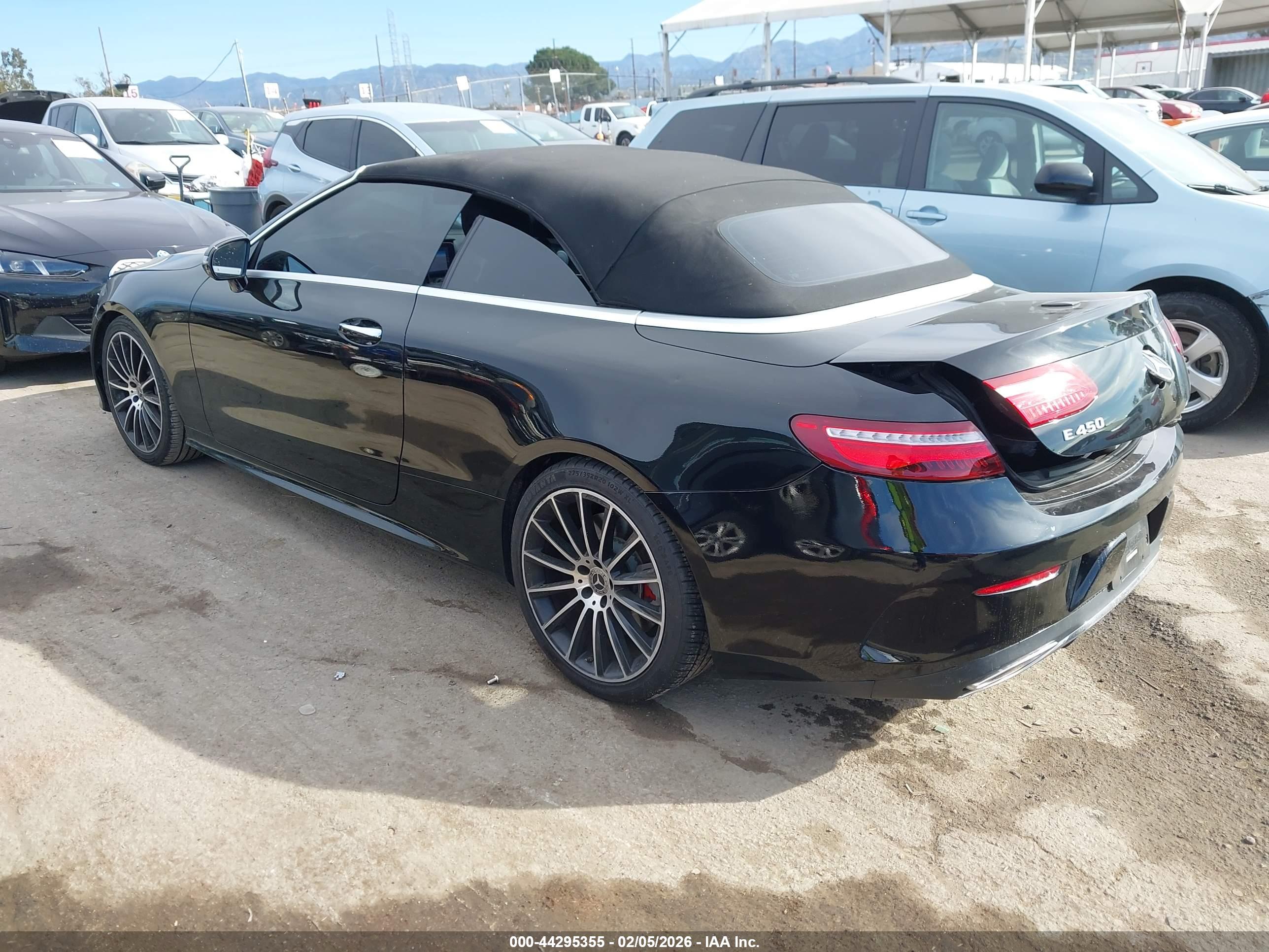 MERCEDES-BENZ E image 3