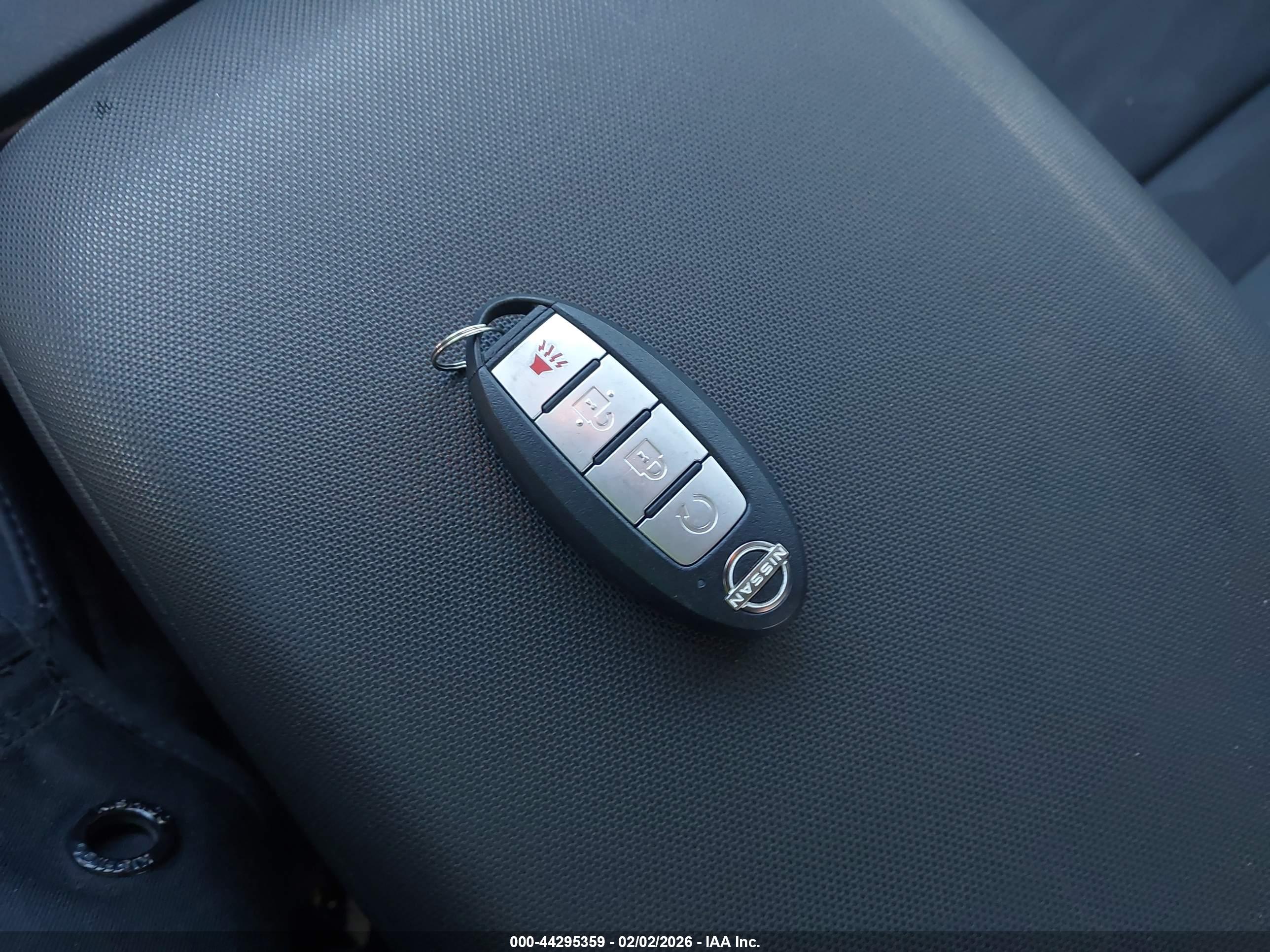 NISSAN FRONTIER image 11