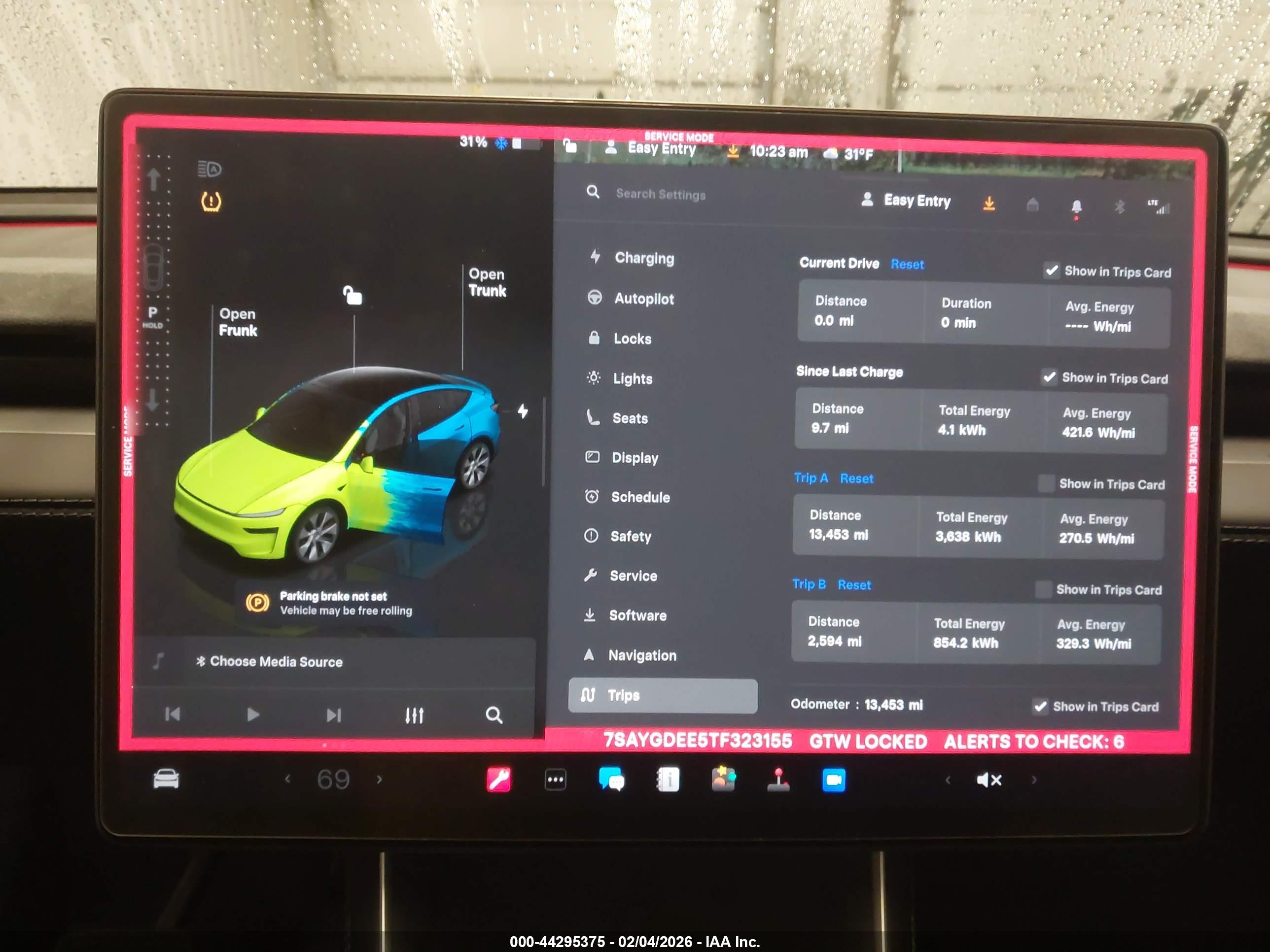 TESLA MODEL image 7