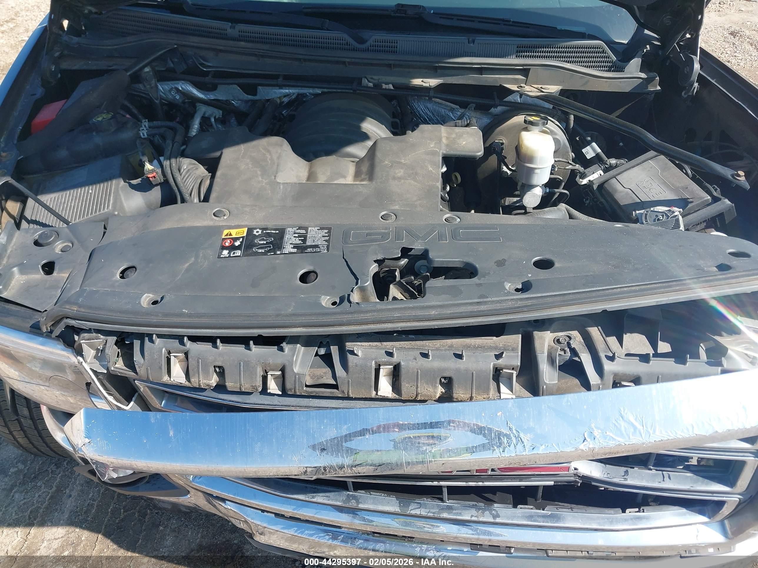 GMC SIERRA image 10