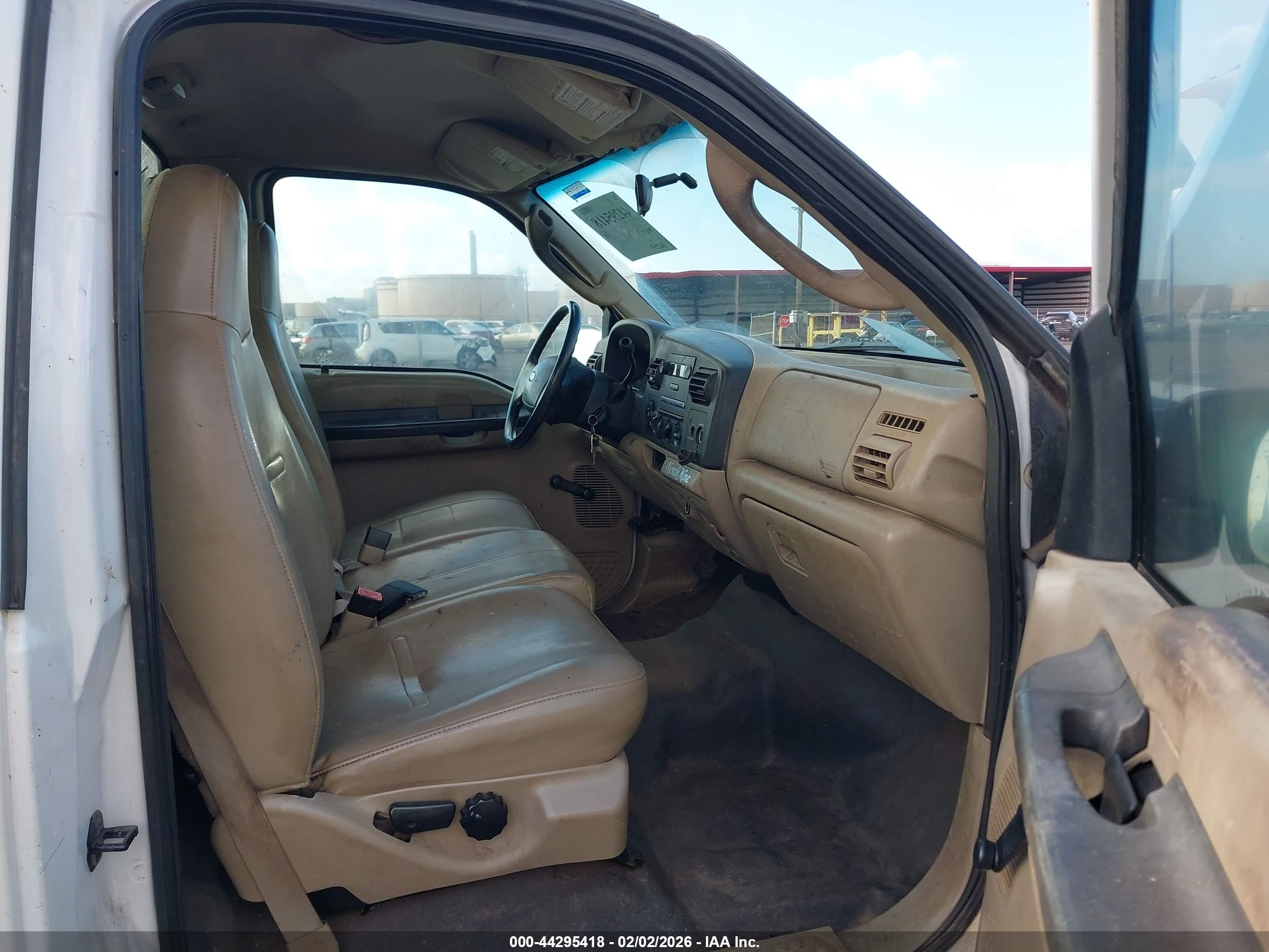 FORD F-350 image 7