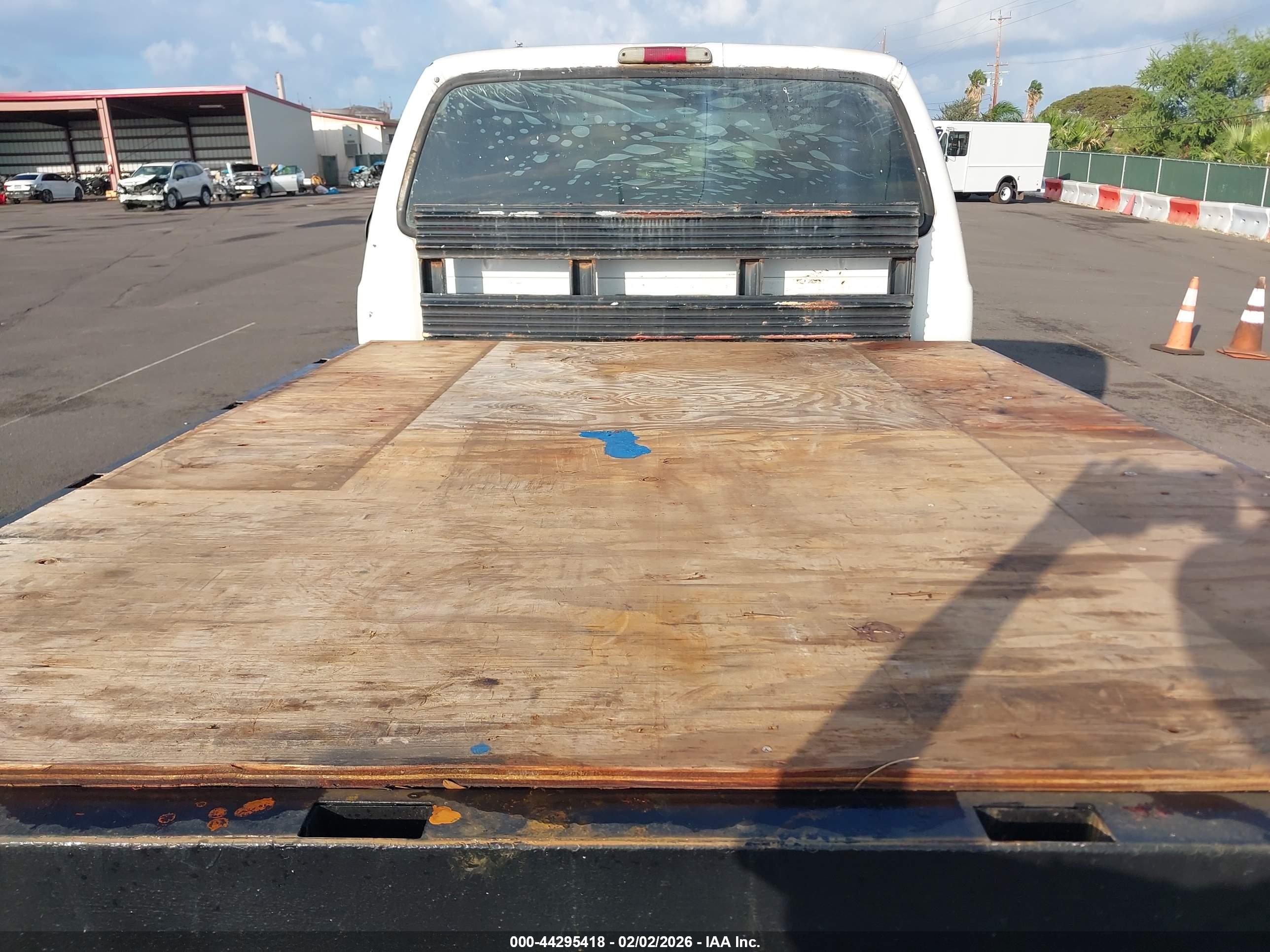 FORD F-350 image 8