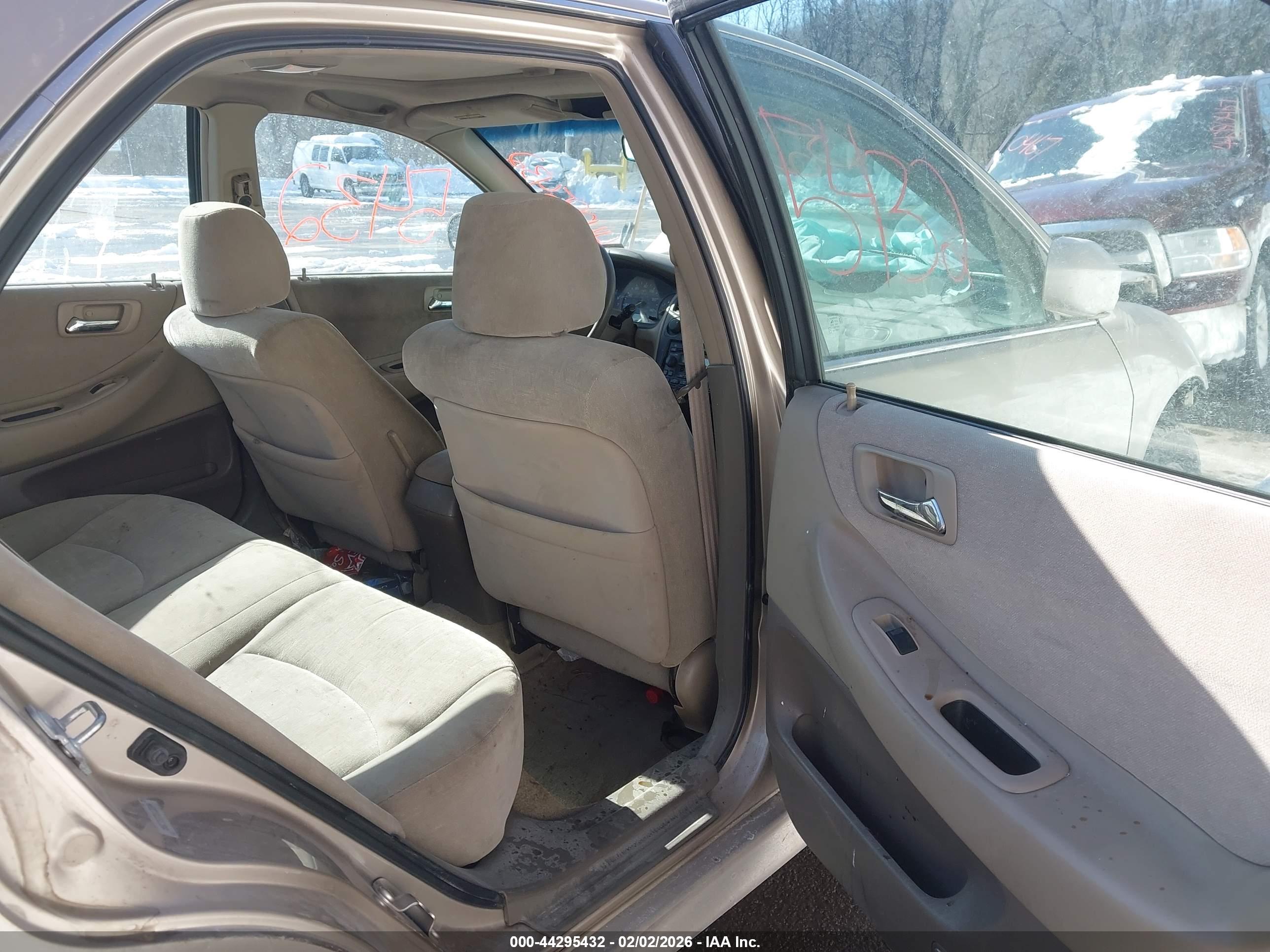 HONDA ACCORD image 8