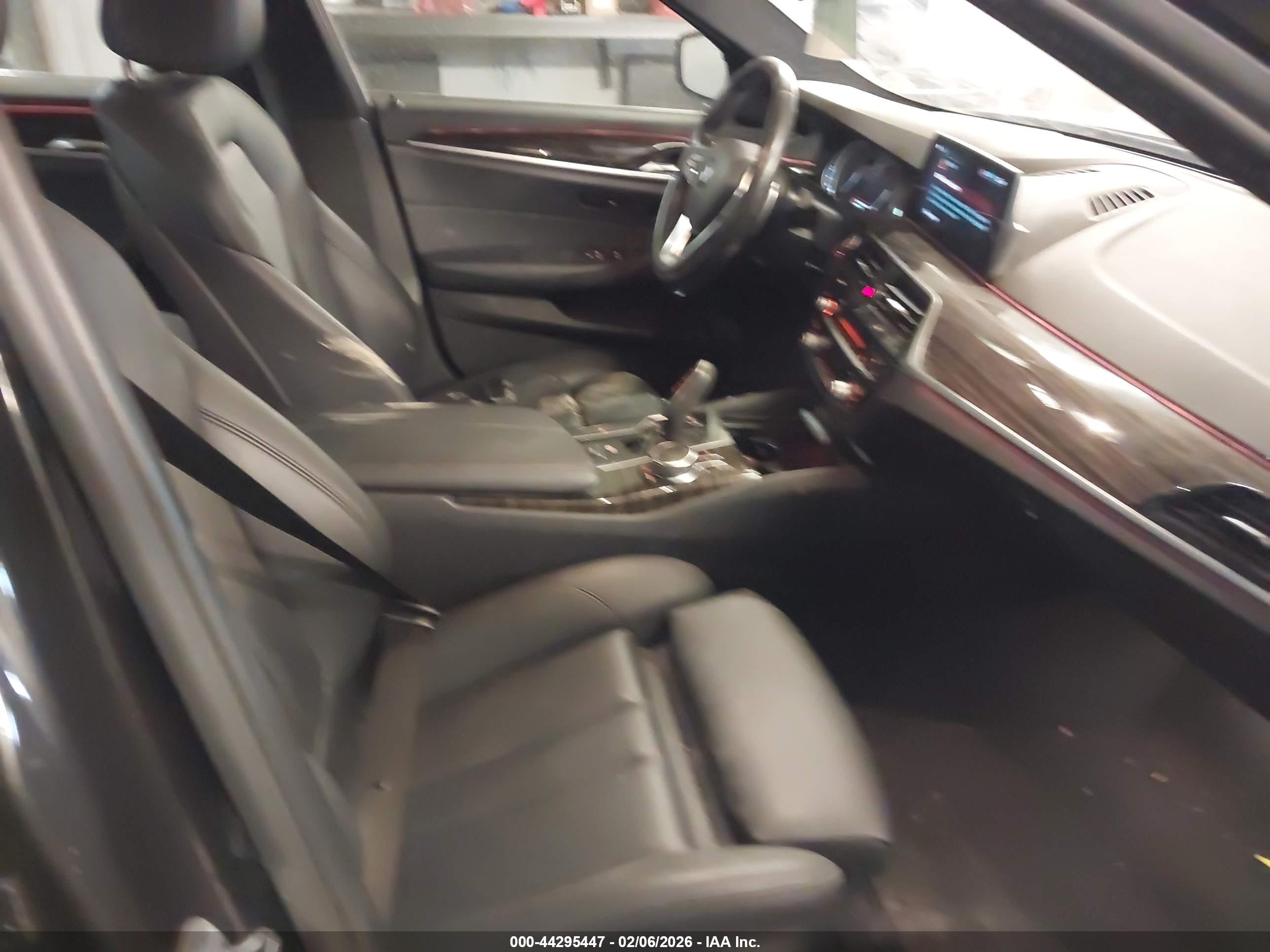 BMW 530I image 5
