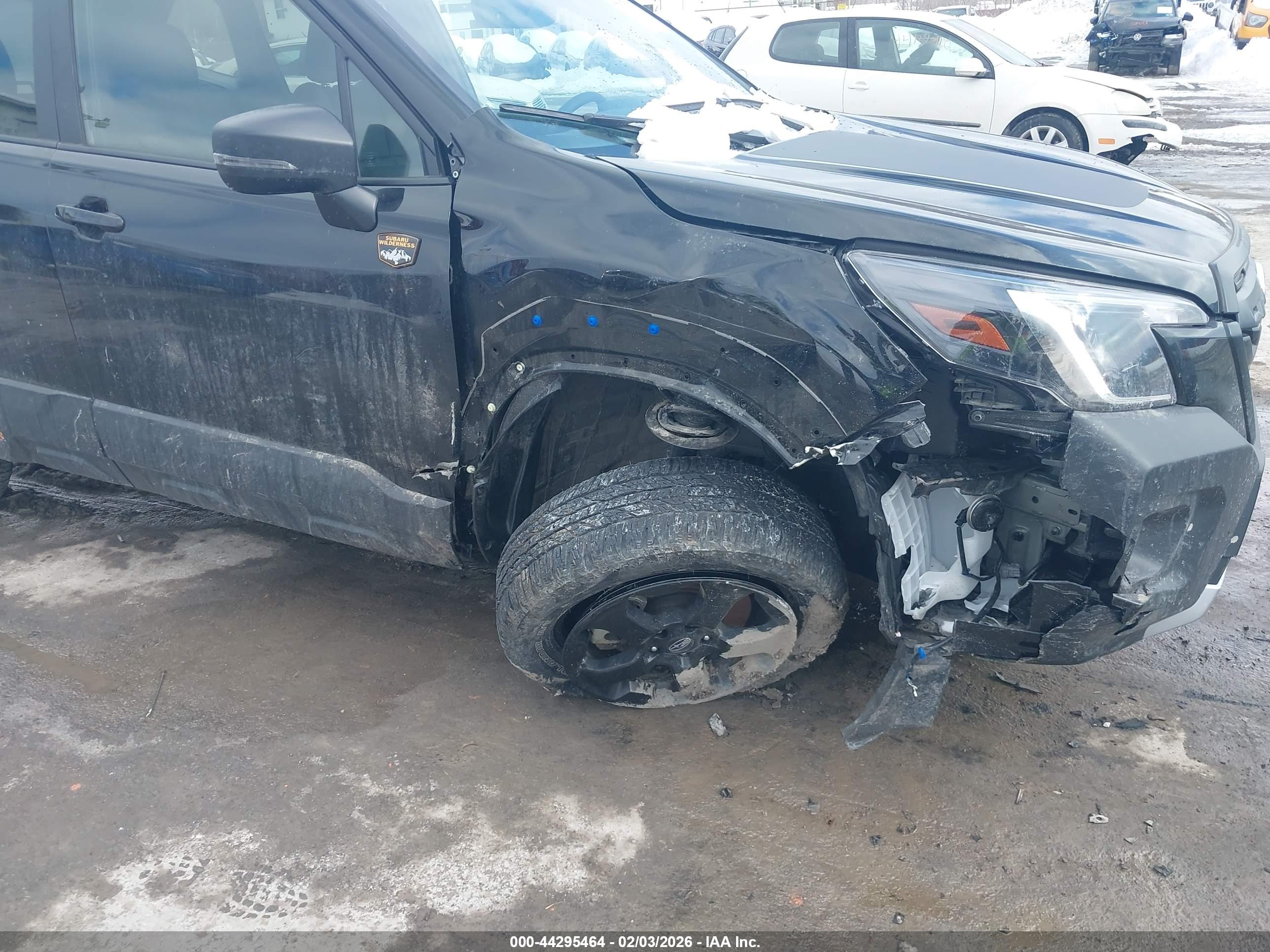 SUBARU FORESTER image 6