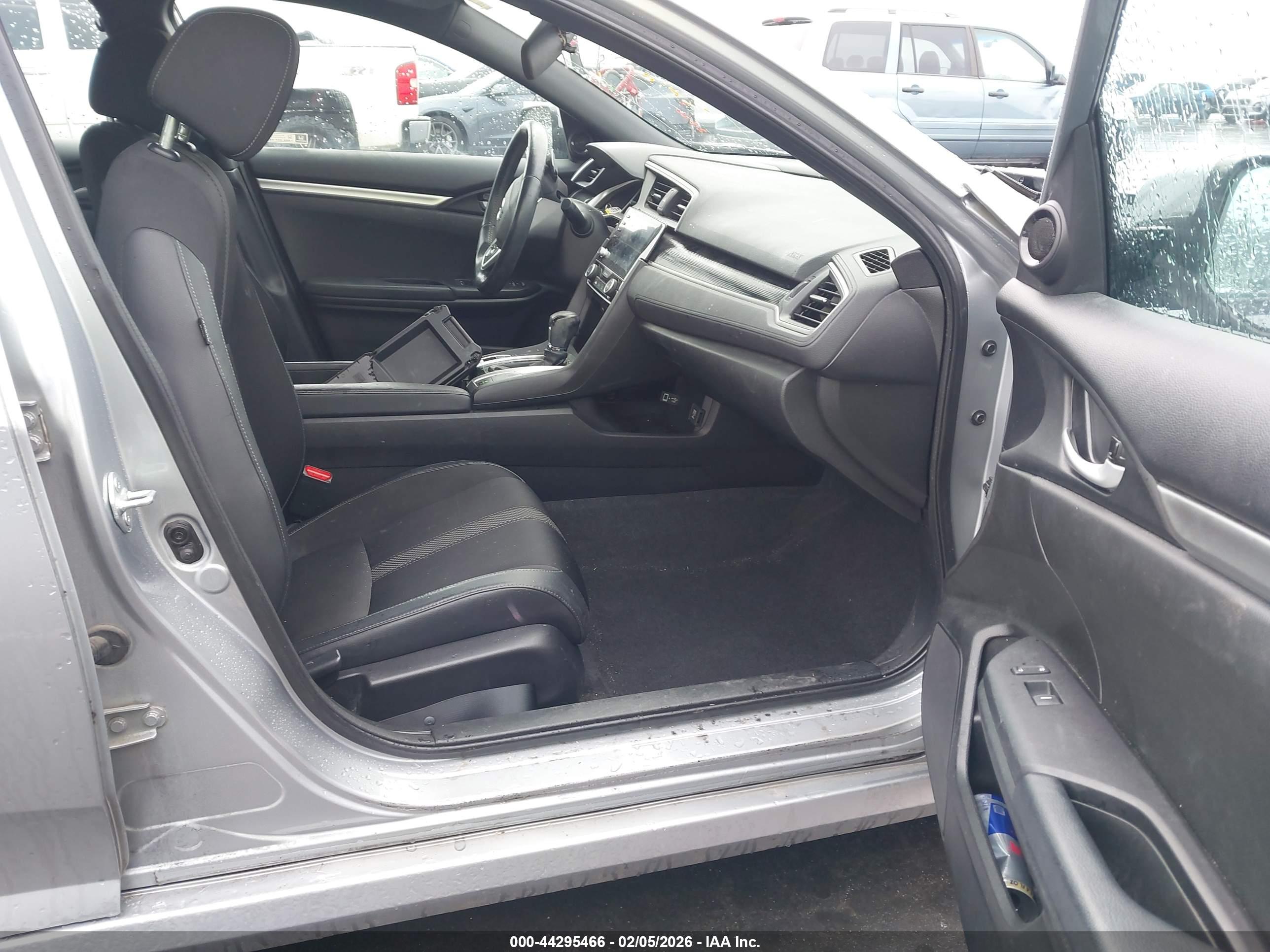 HONDA CIVIC image 5