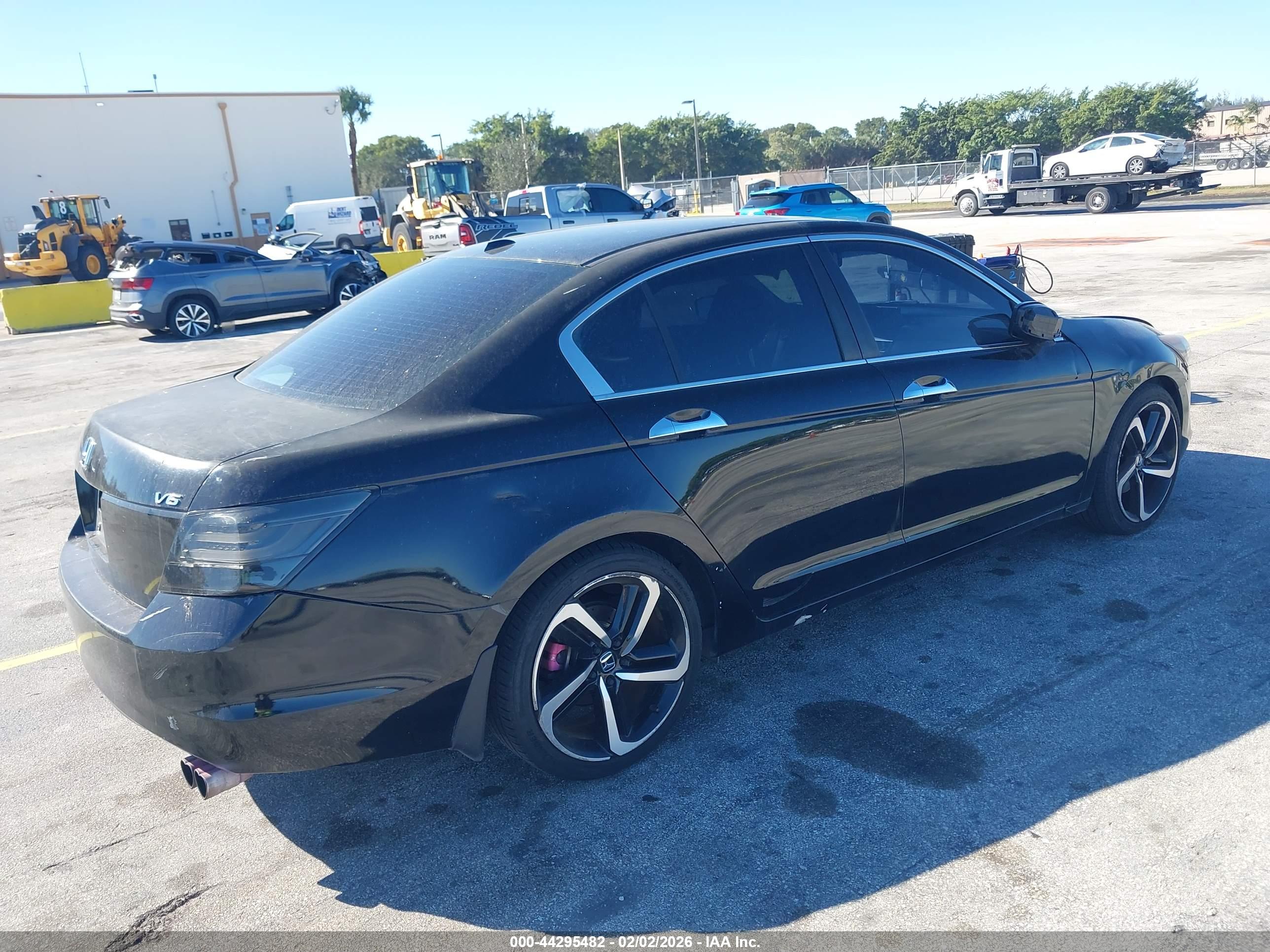 HONDA ACCORD image 4