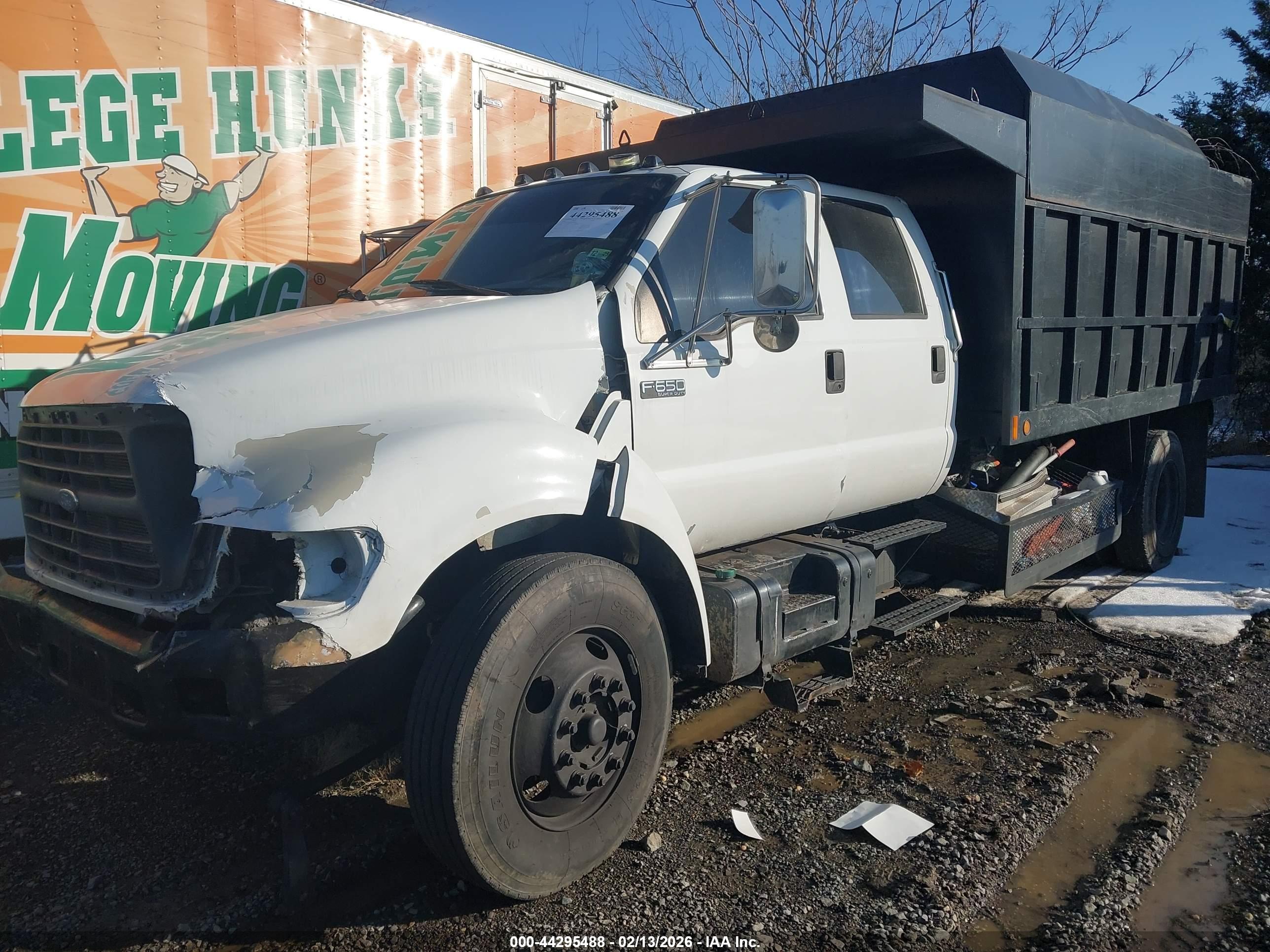 FORD F-650 image 2