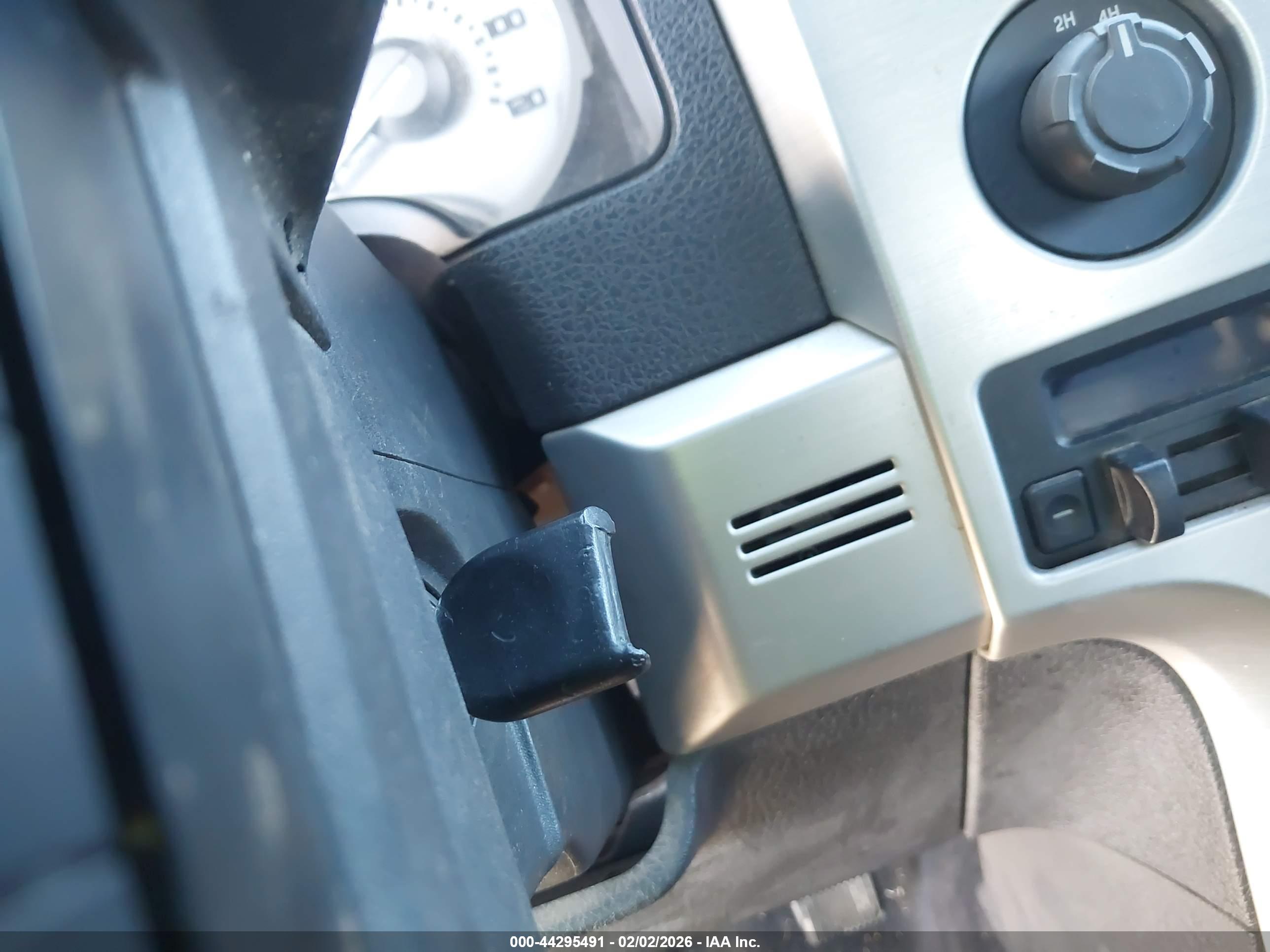 FORD F-150 image 11