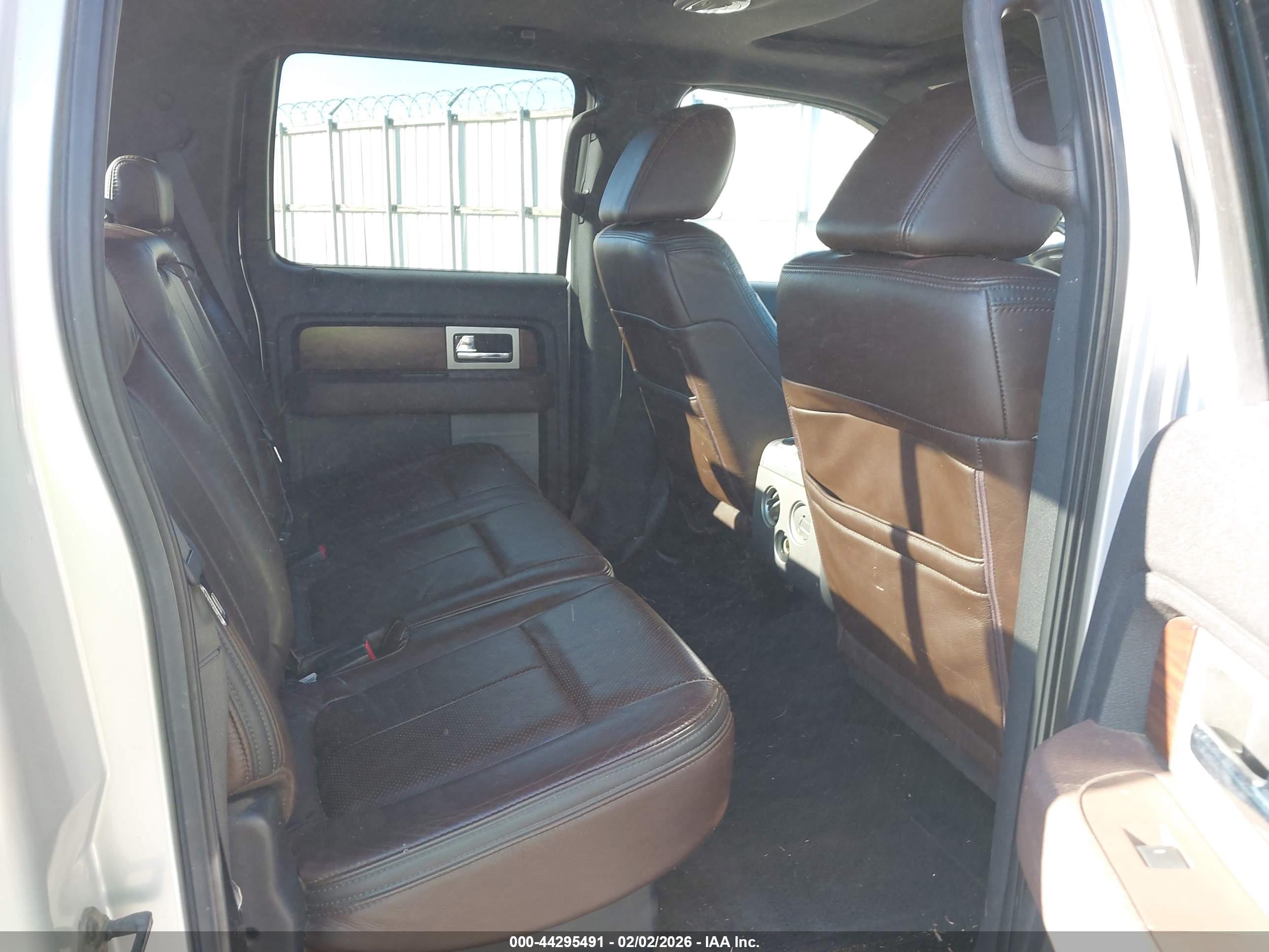 FORD F-150 image 8