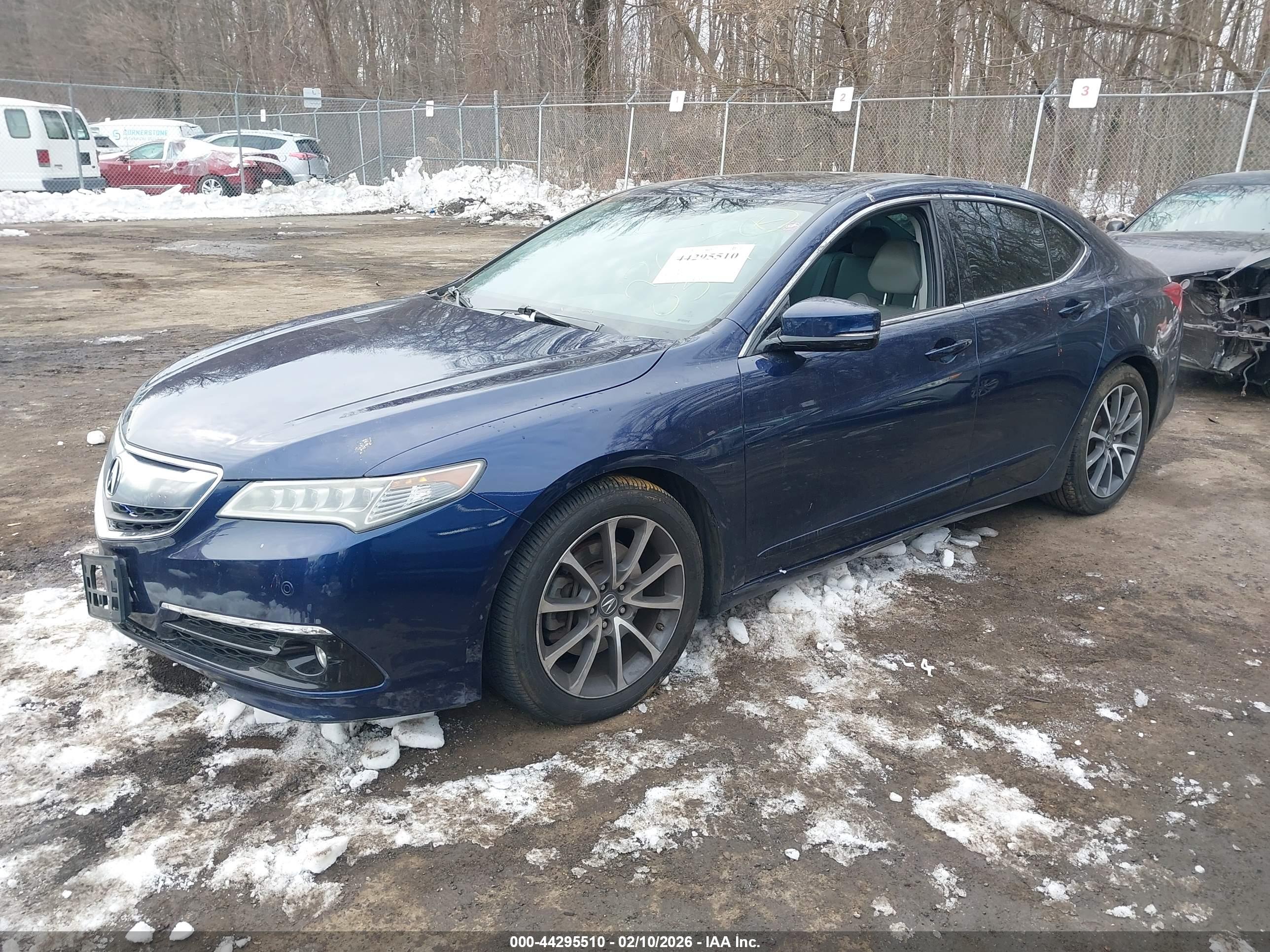 ACURA TLX image 2