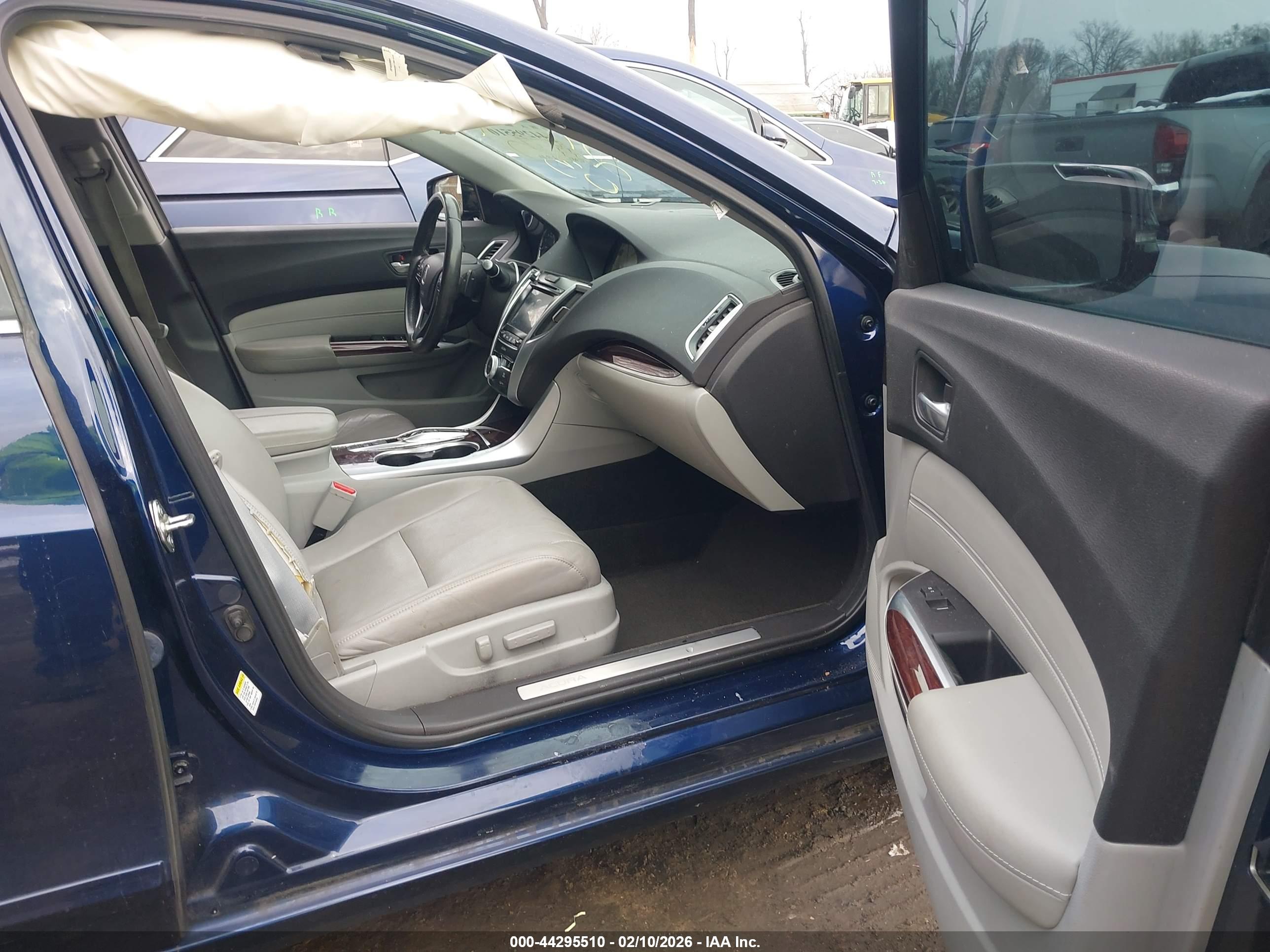 ACURA TLX image 5