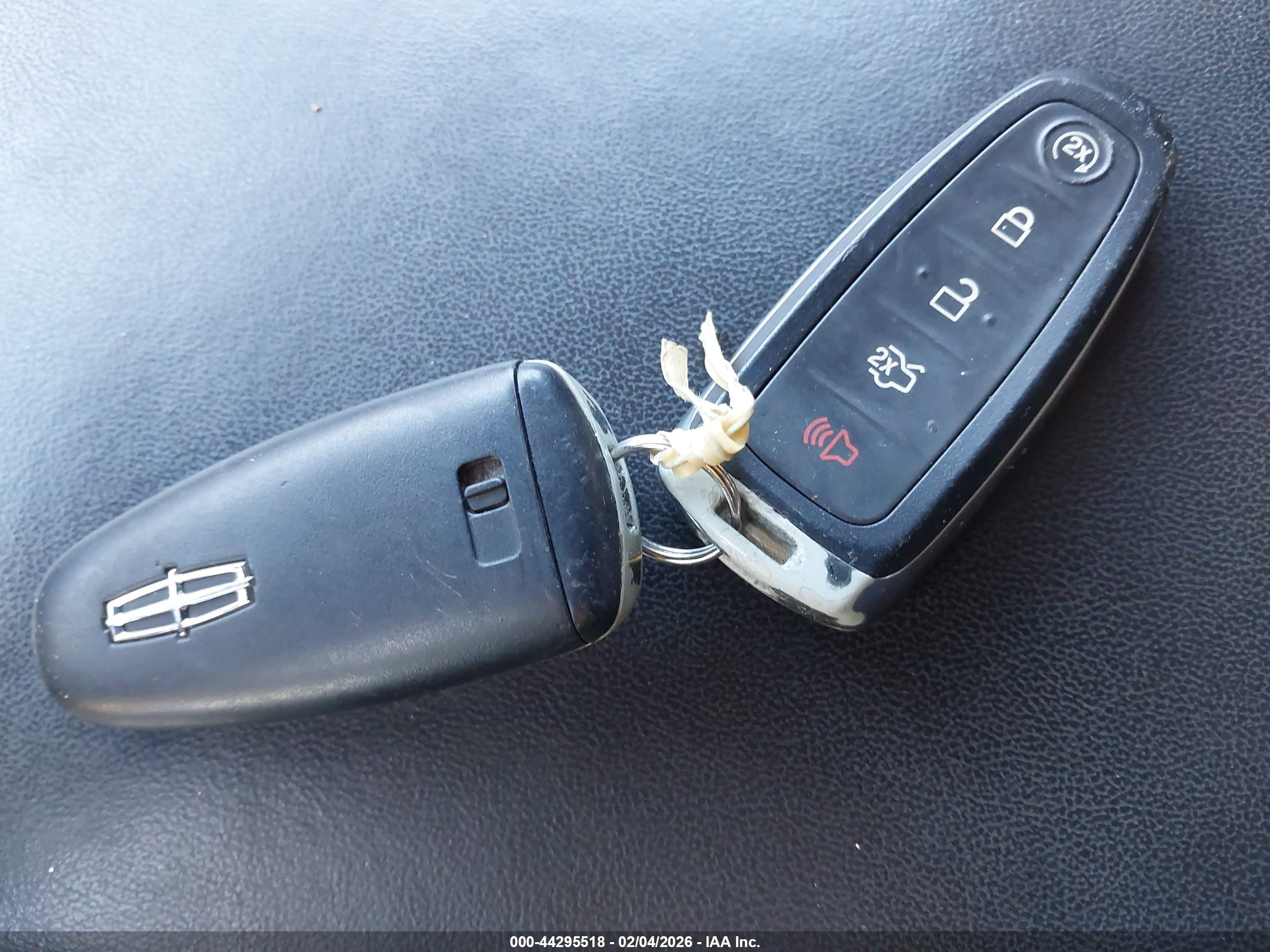 LINCOLN MKX image 11