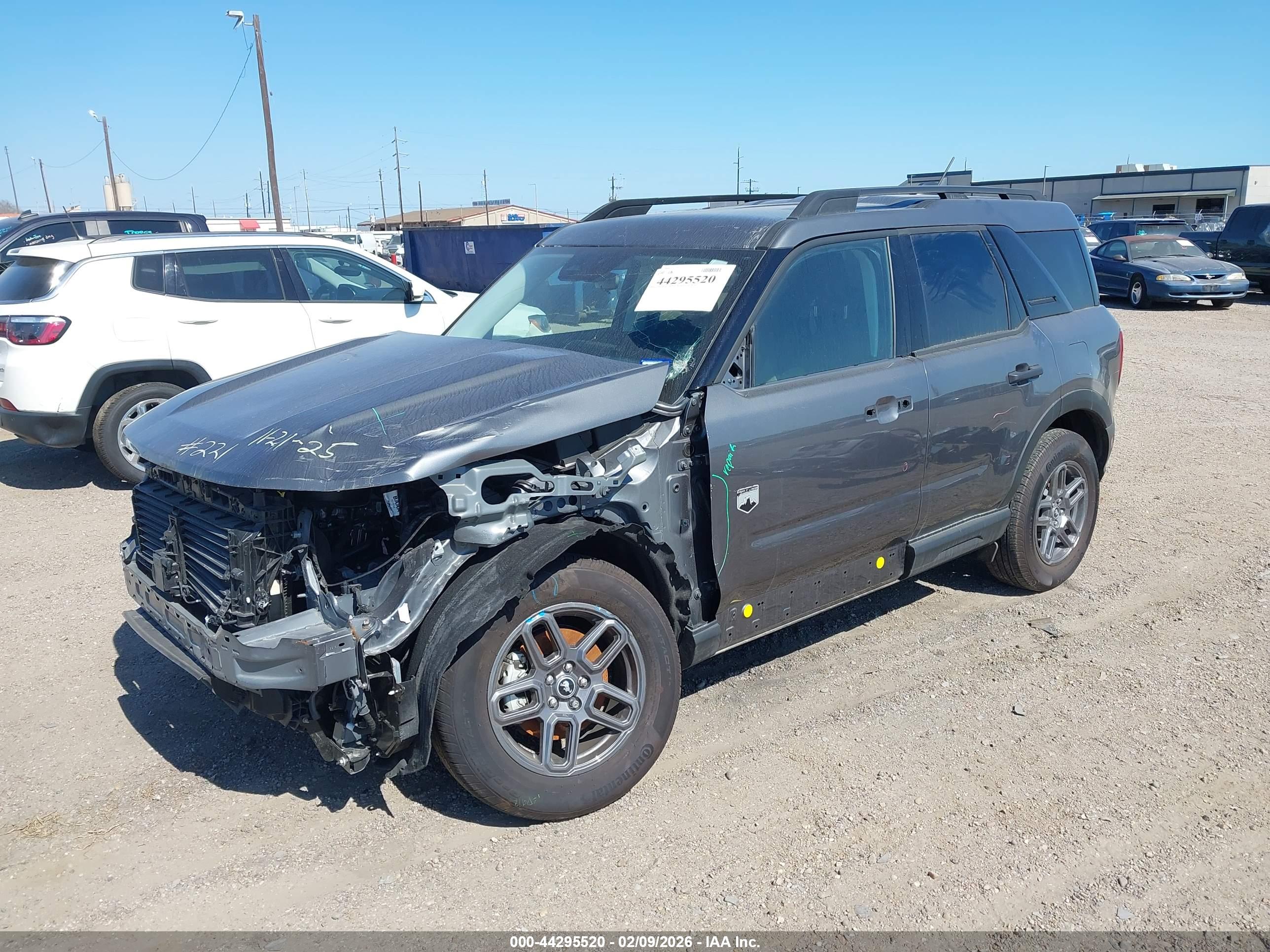FORD BRONCO image 2