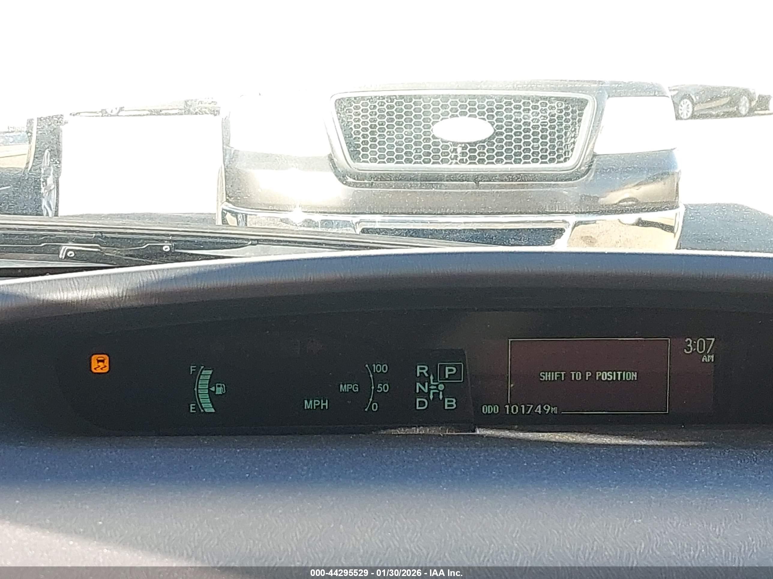 TOYOTA PRIUS image 7