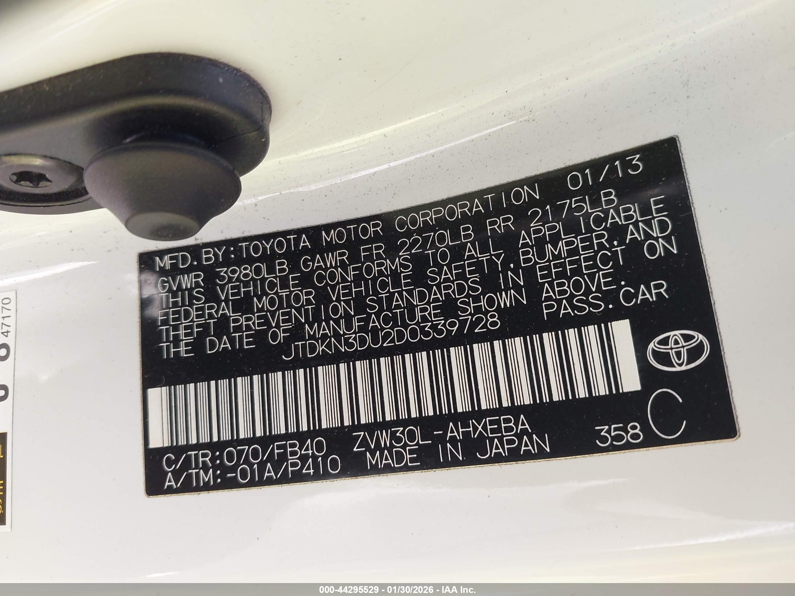 TOYOTA PRIUS image 9
