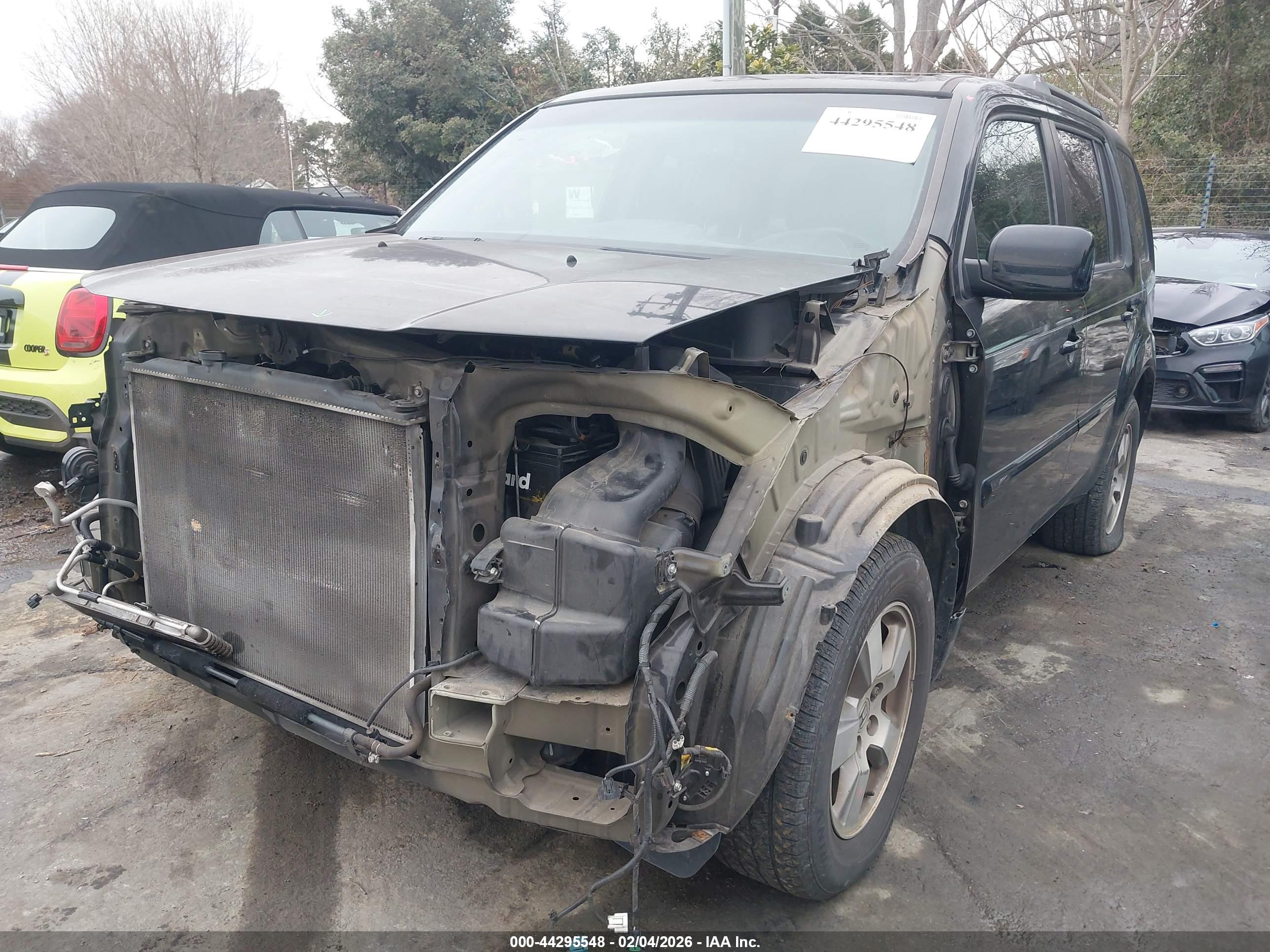 HONDA PILOT image 2