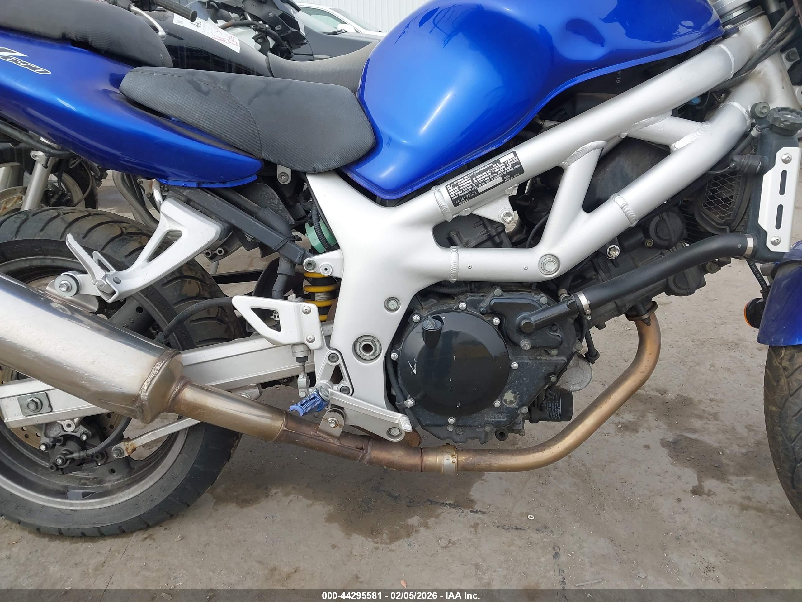 SUZUKI SV650 image 8