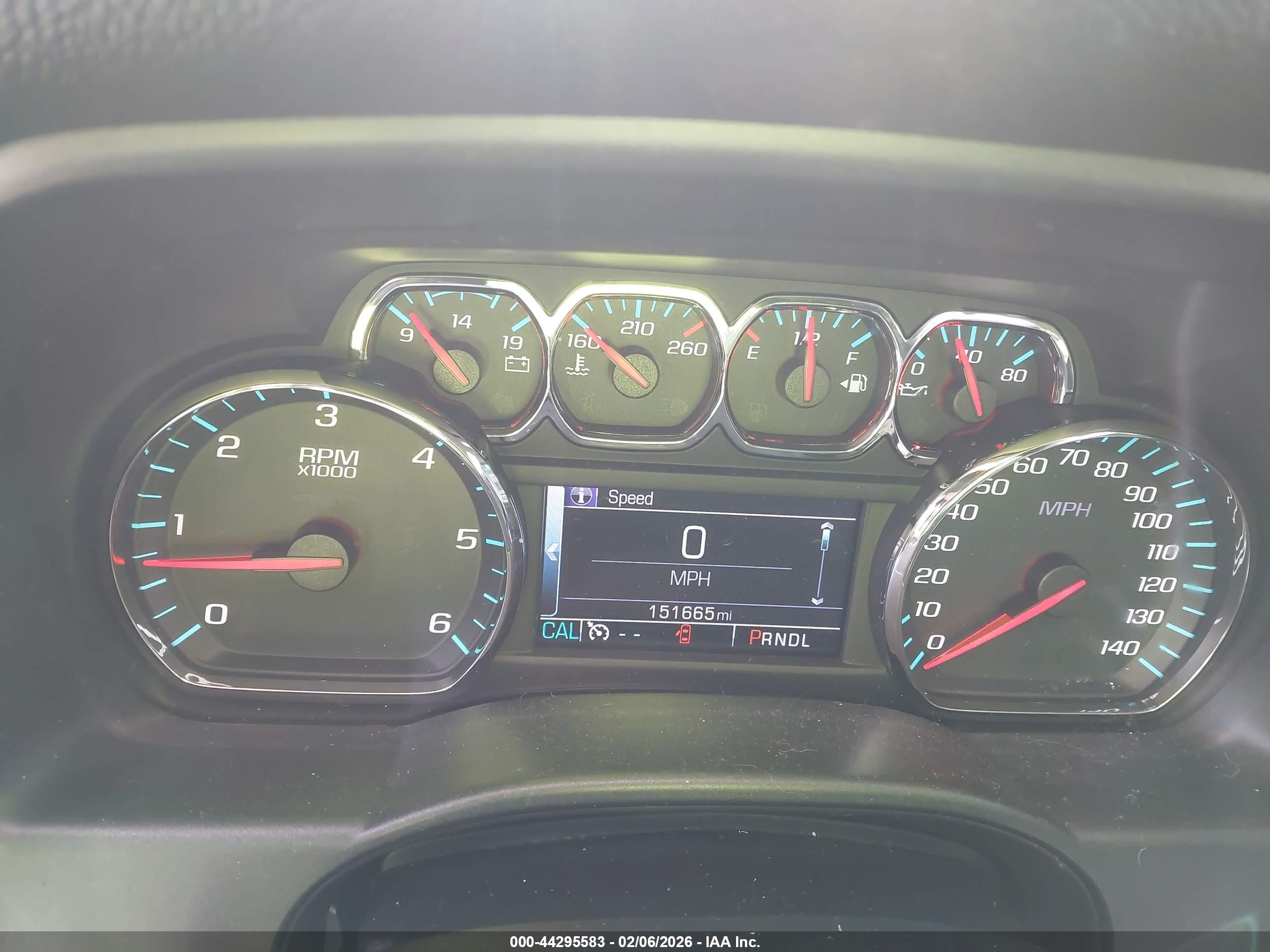 CHEVROLET SILVERADO image 7