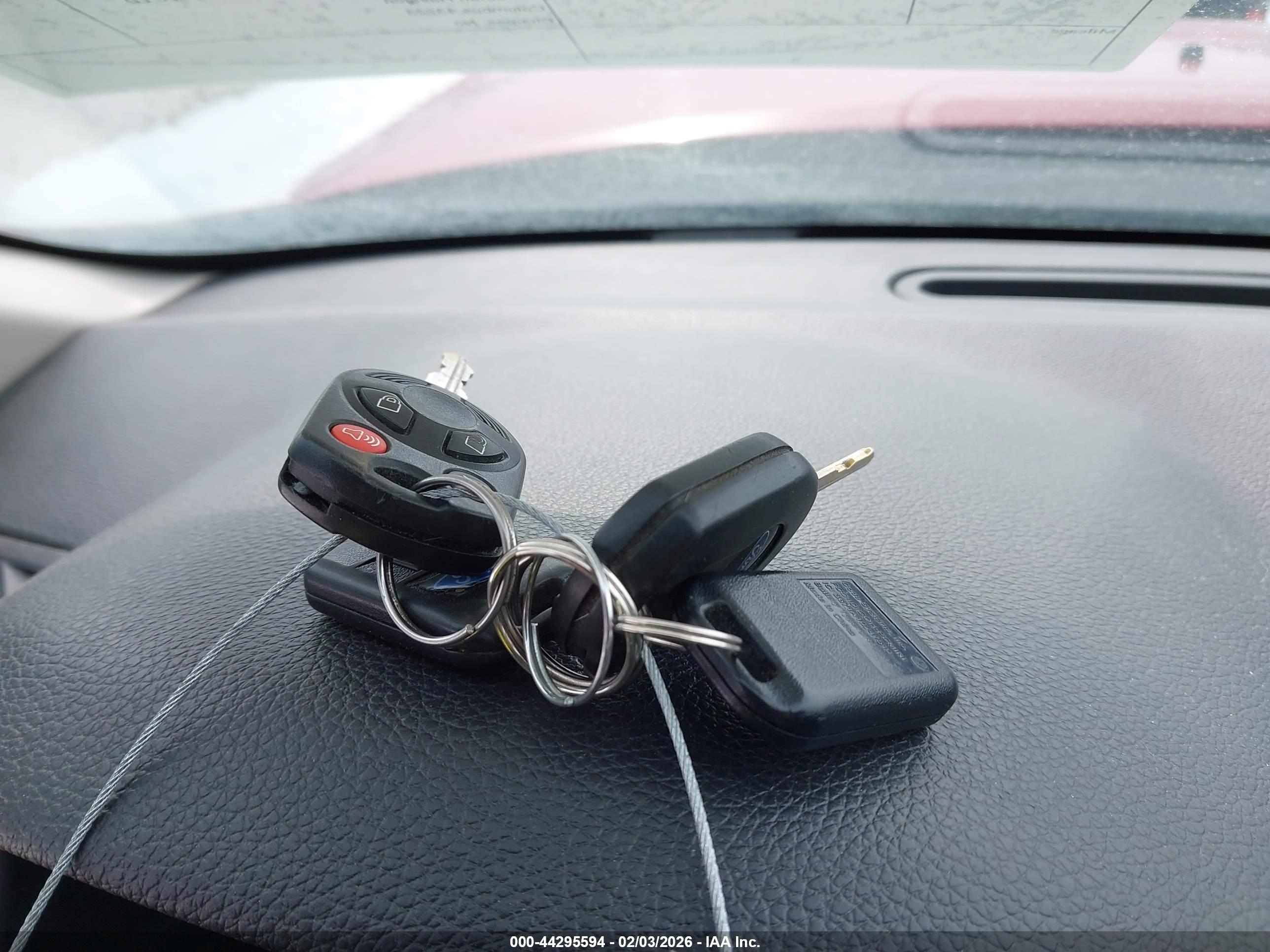 FORD FUSION image 11