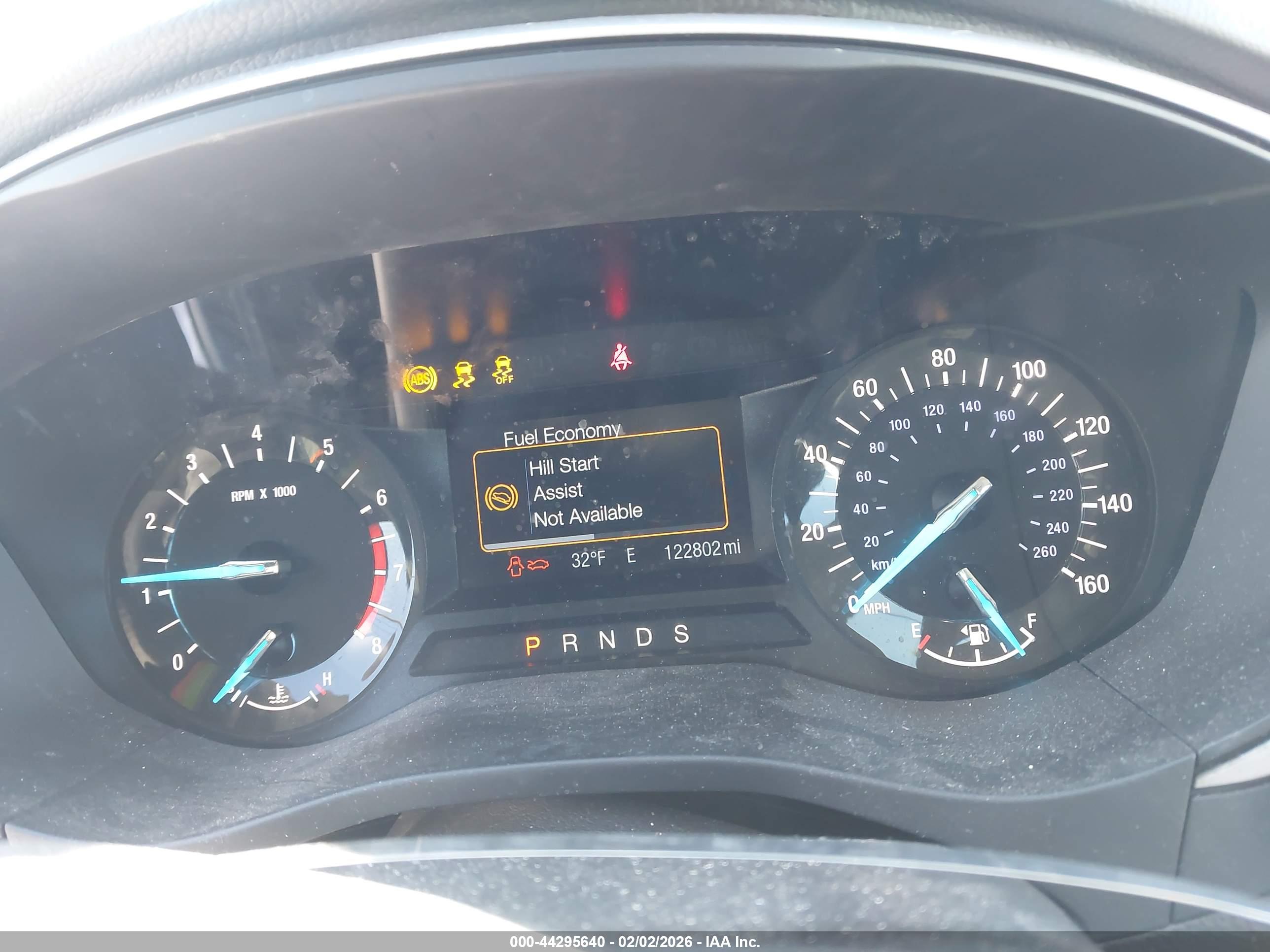 FORD FUSION image 7
