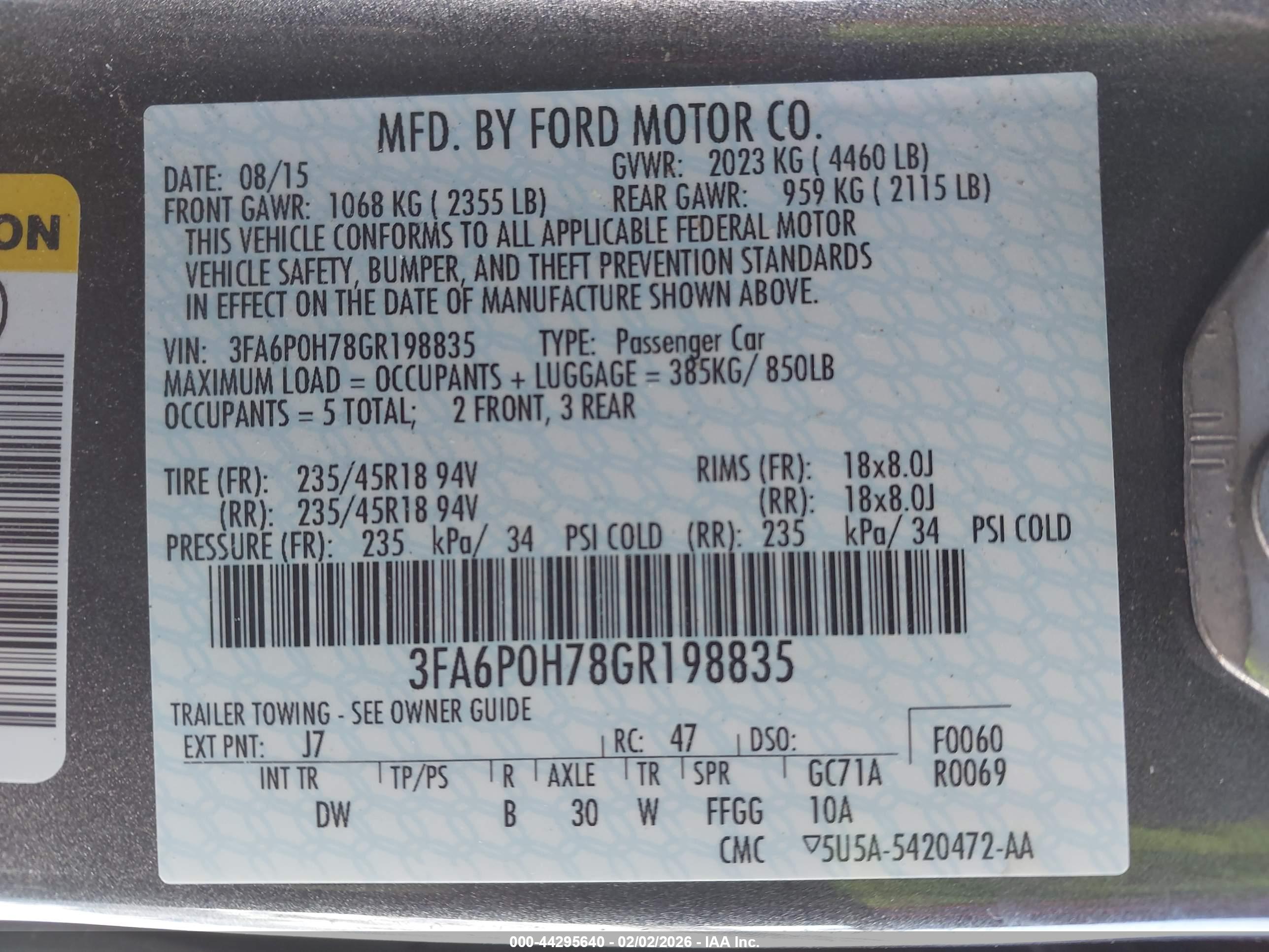 FORD FUSION image 9