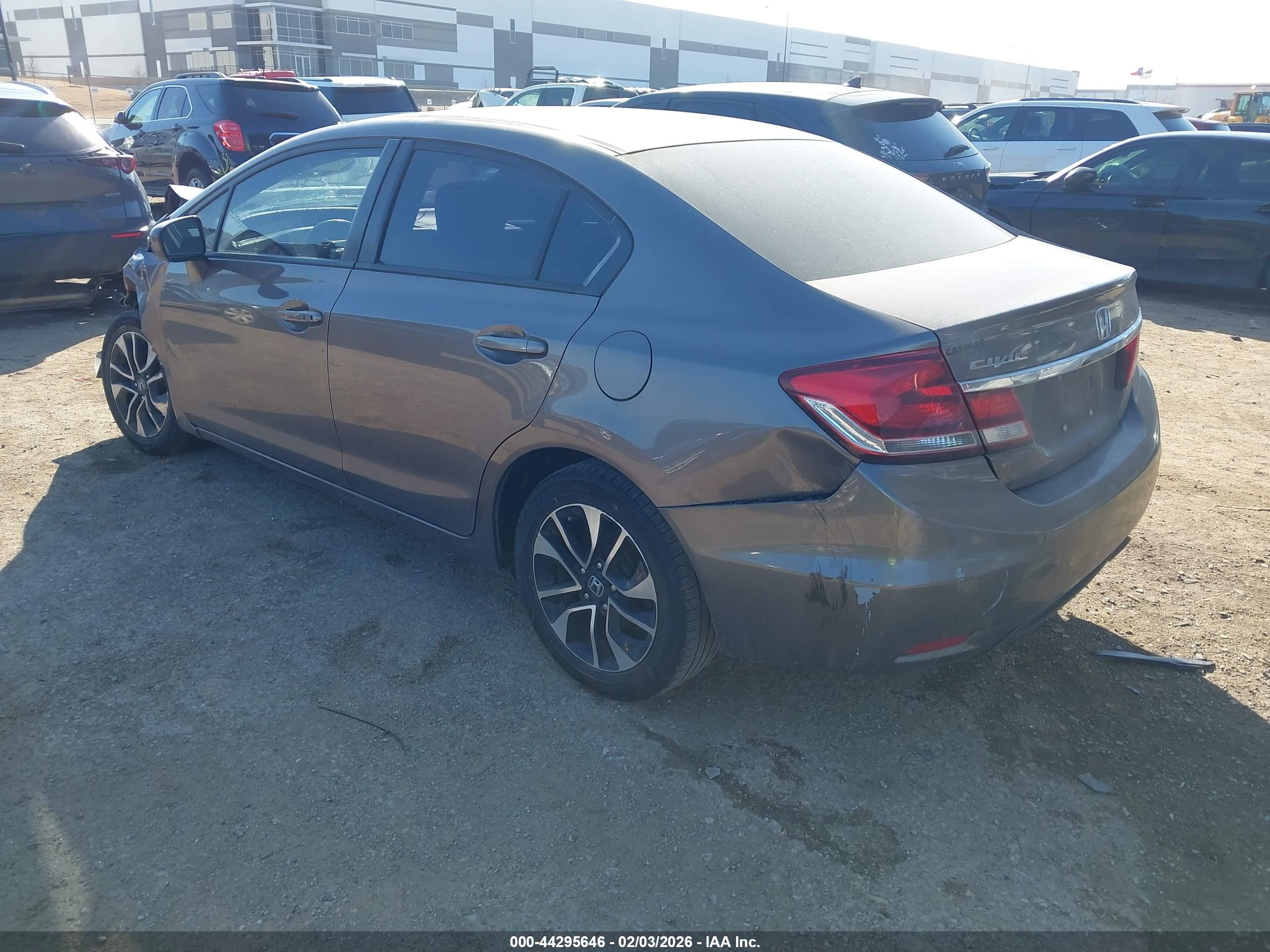 HONDA CIVIC image 3