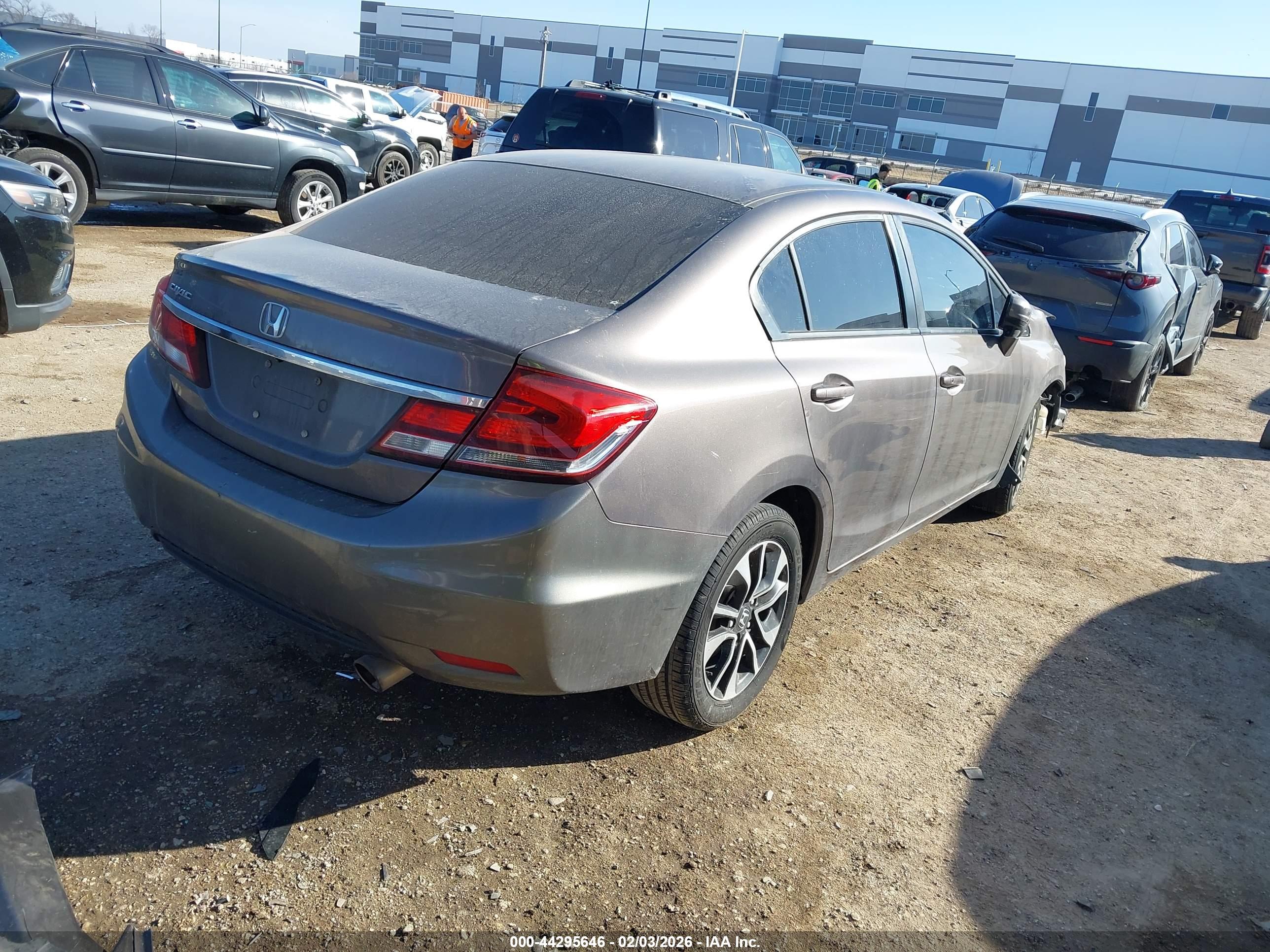 HONDA CIVIC image 4