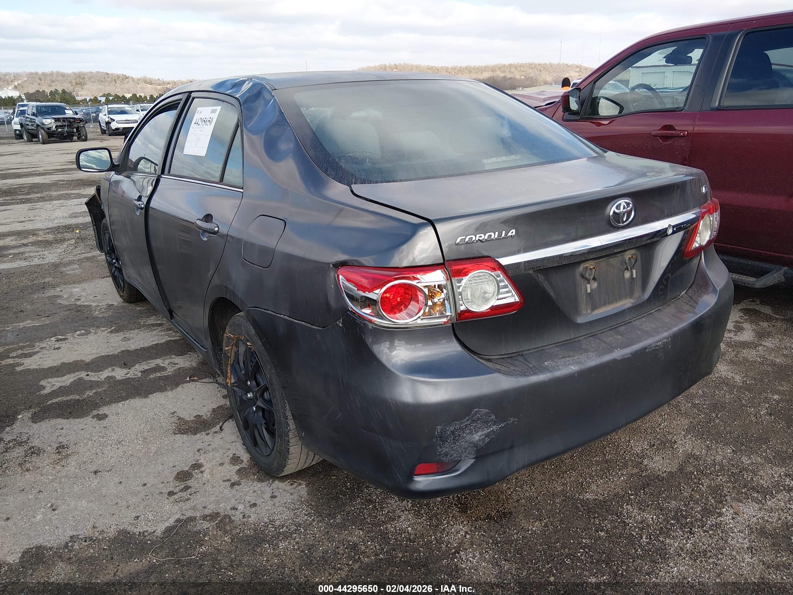 TOYOTA COROLLA image 3