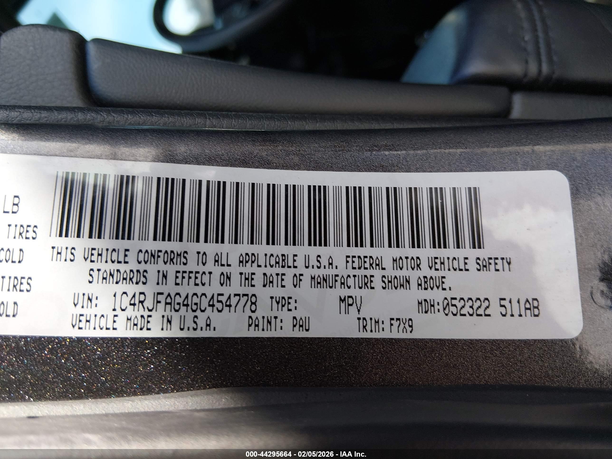 JEEP GRAND image 9