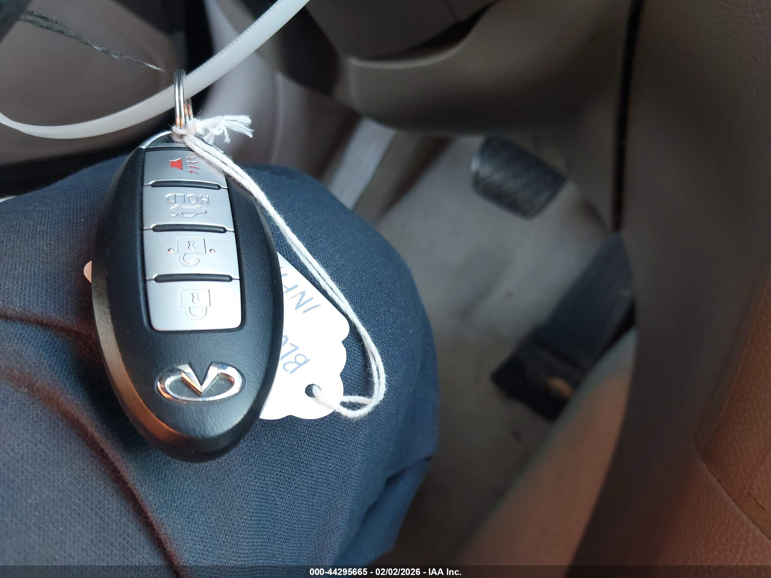 INFINITI G25 image 11