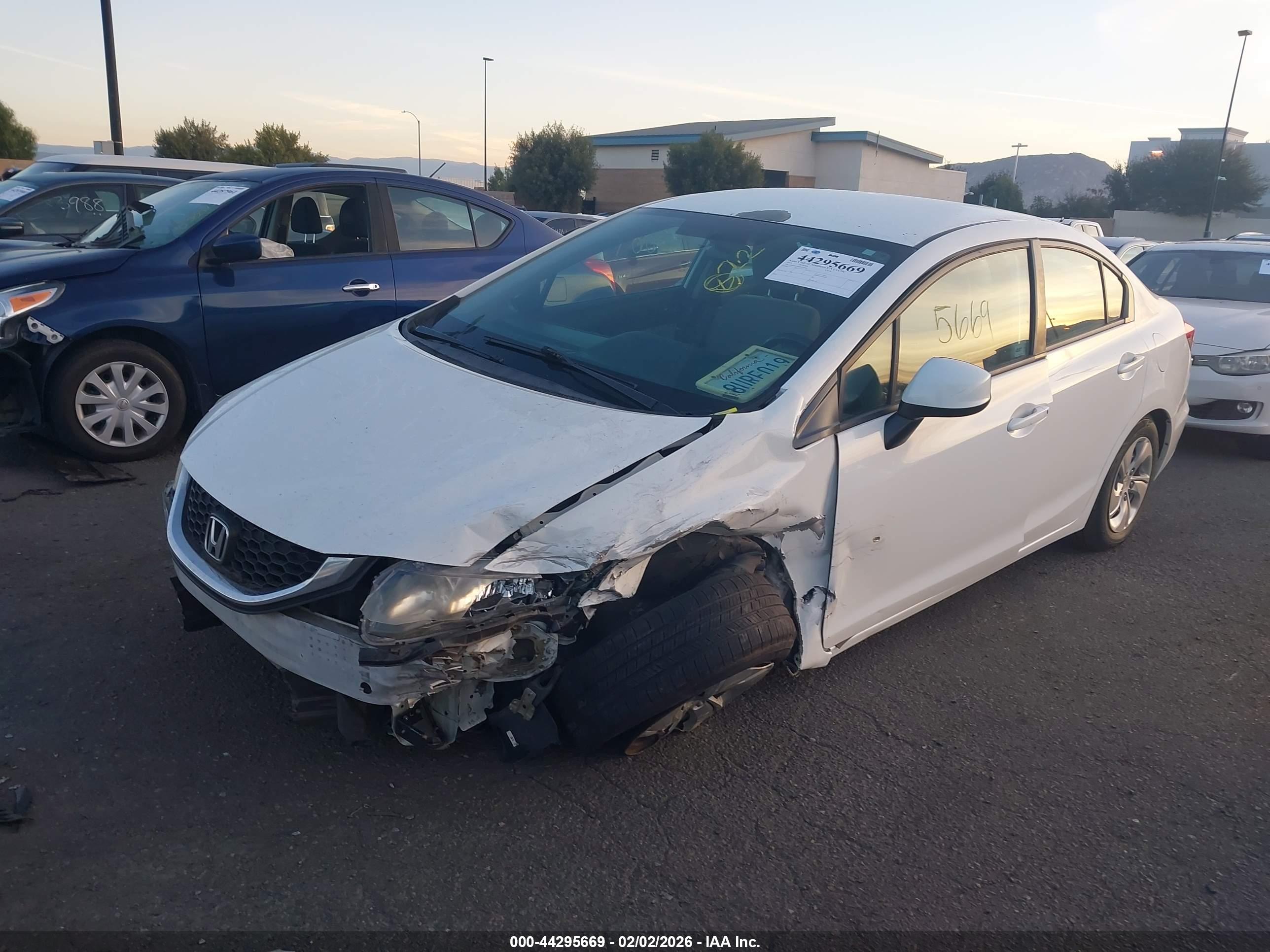 HONDA CIVIC image 2