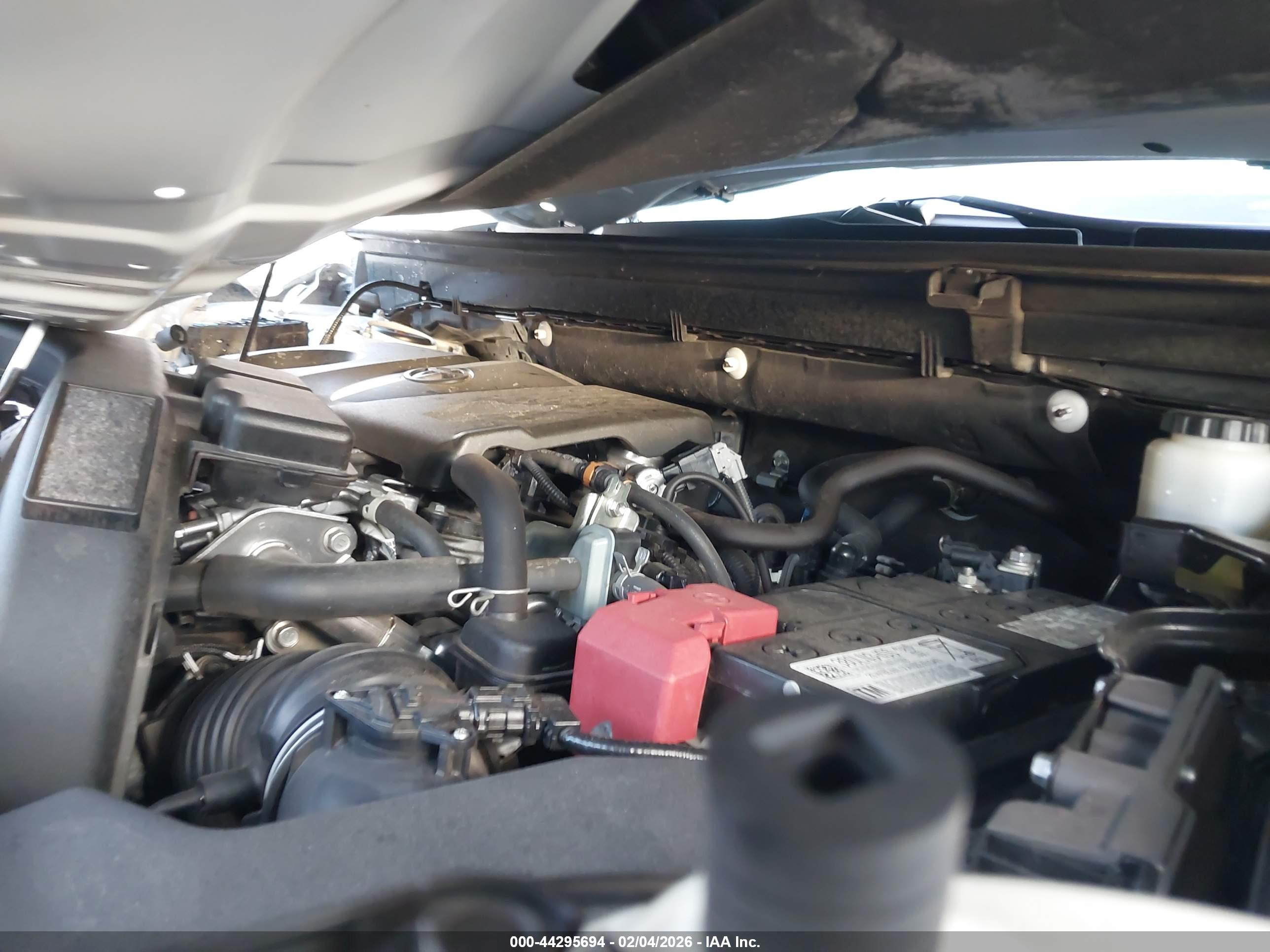 TOYOTA RAV4 image 10