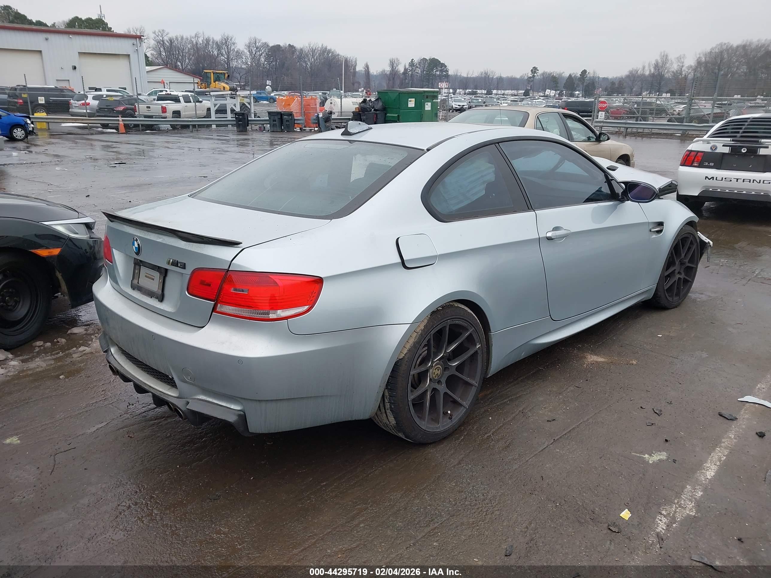 BMW M3 image 4
