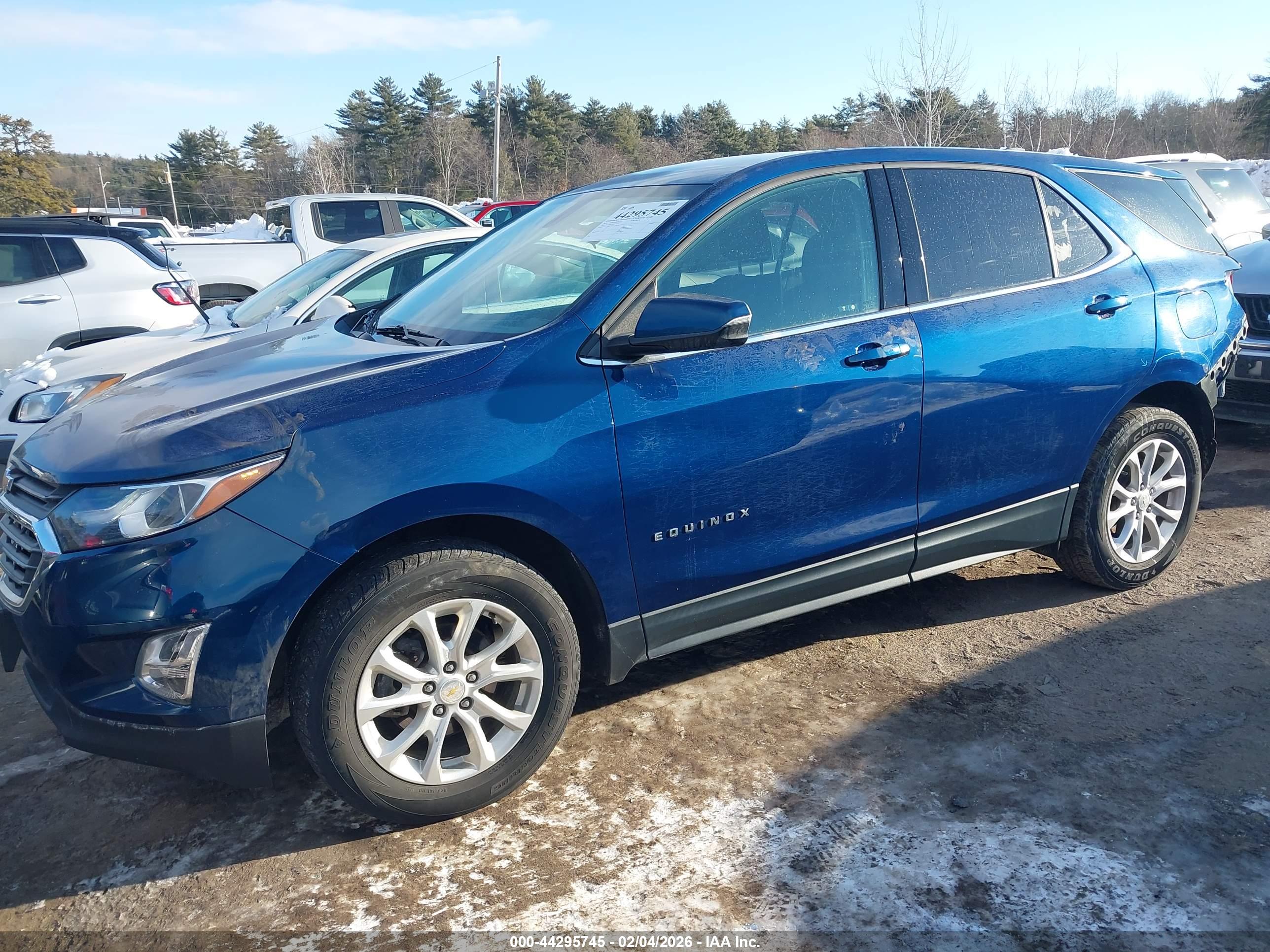 CHEVROLET EQUINOX image 2
