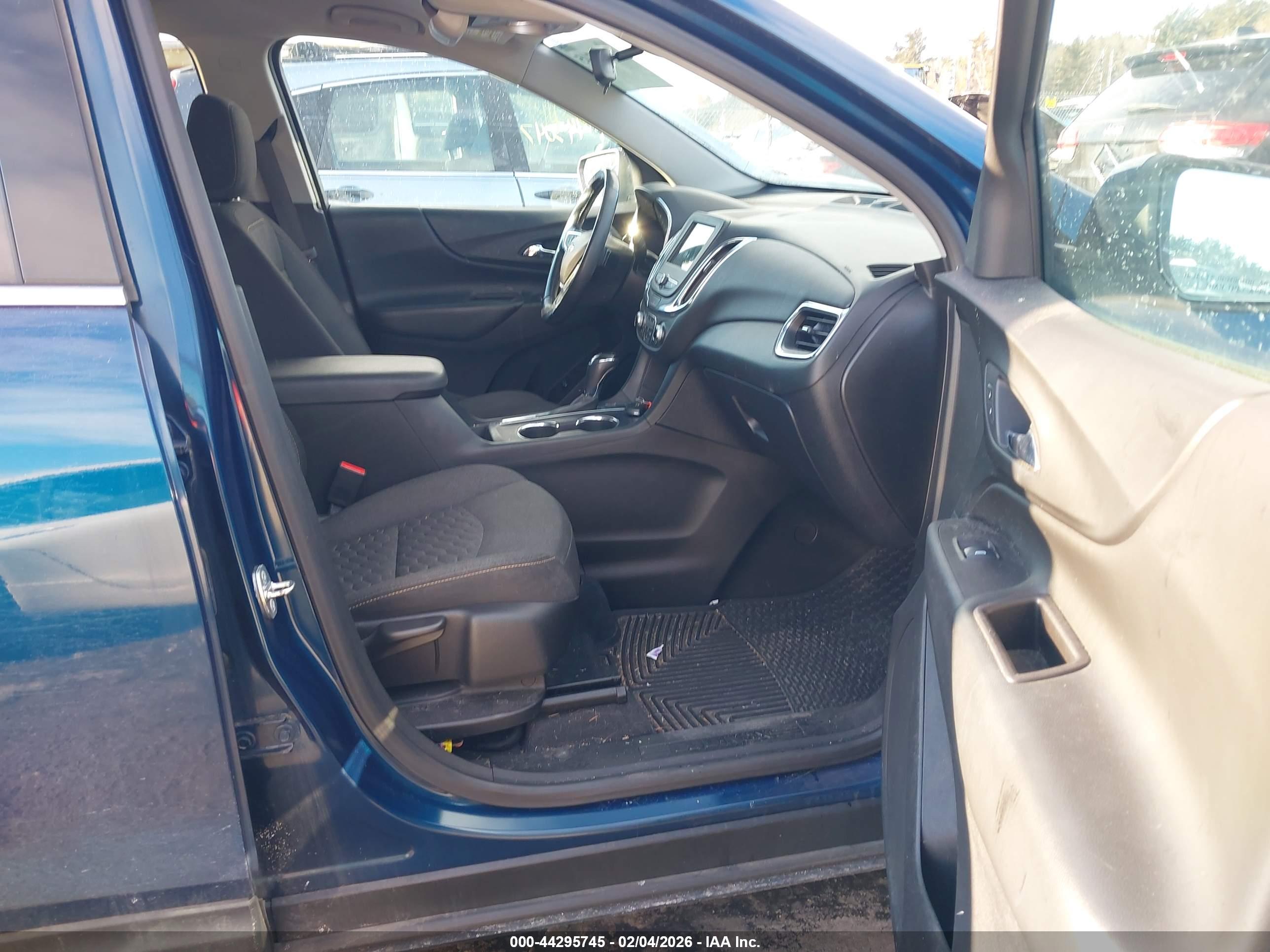 CHEVROLET EQUINOX image 5