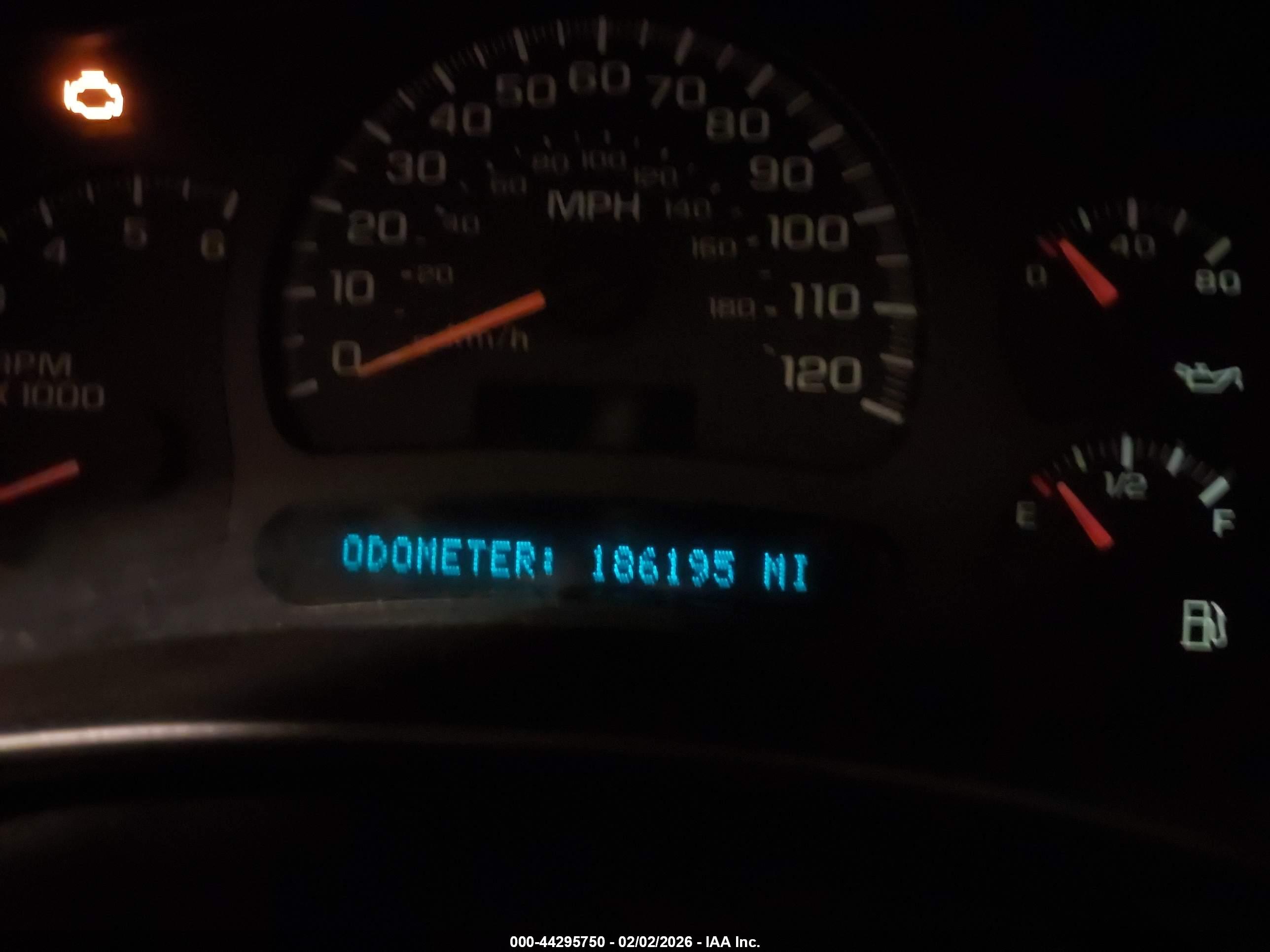 CHEVROLET SILVERADO image 7