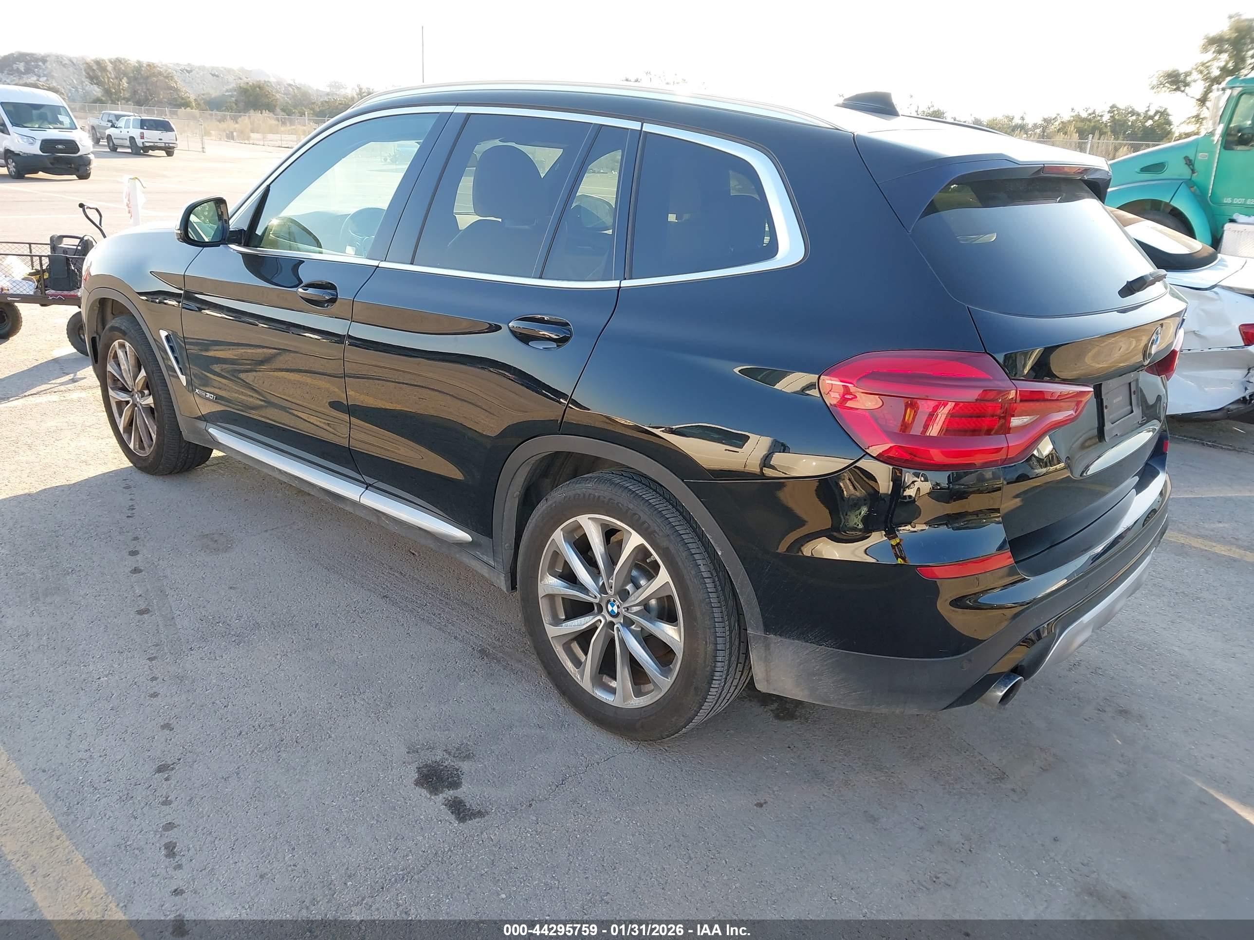 BMW X3 image 3
