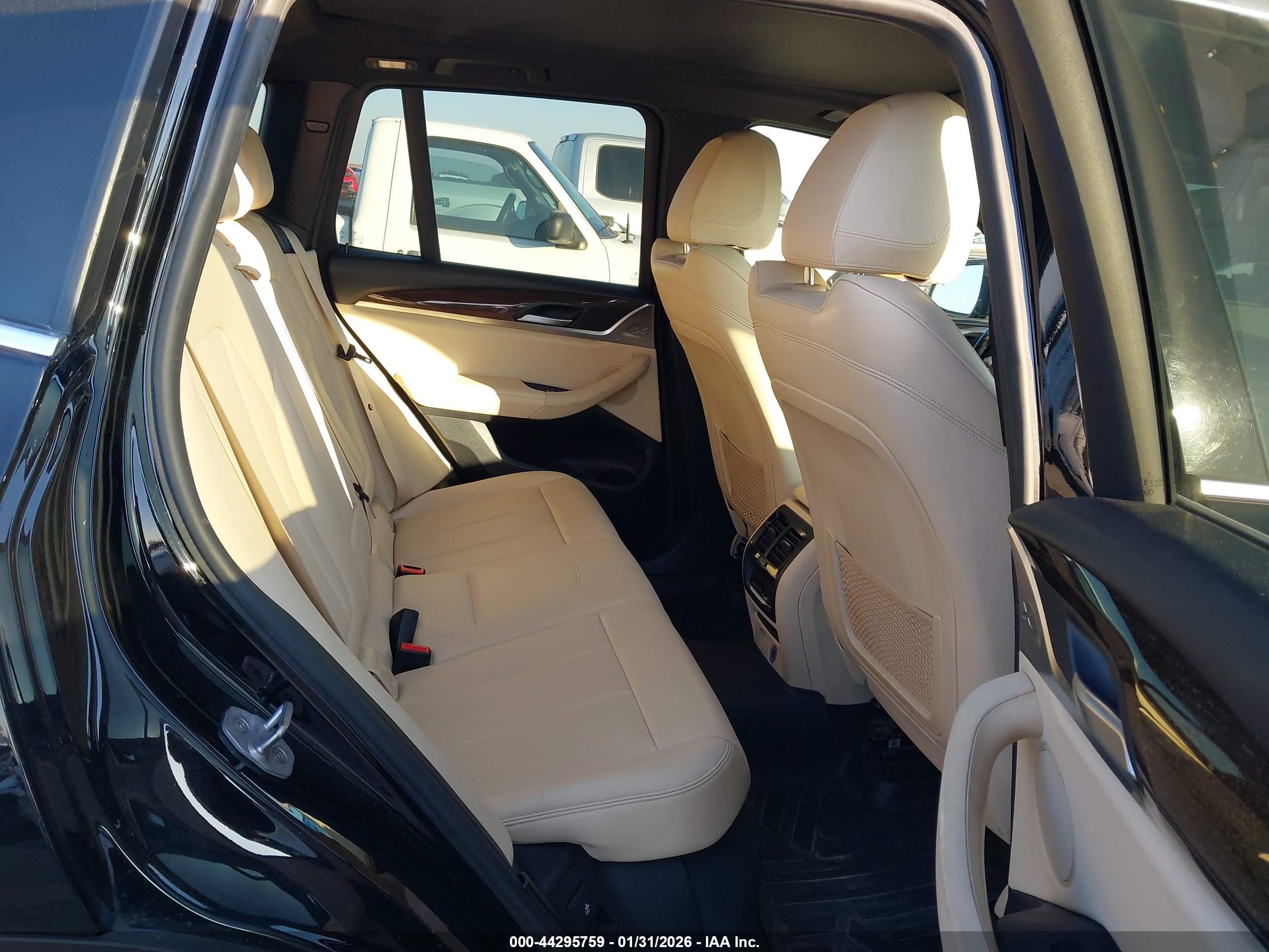 BMW X3 image 8