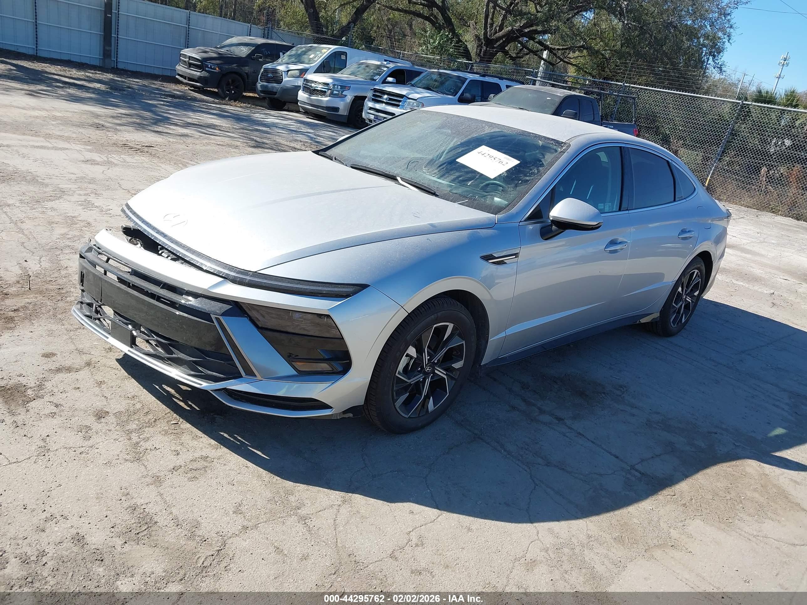 HYUNDAI SONATA image 2