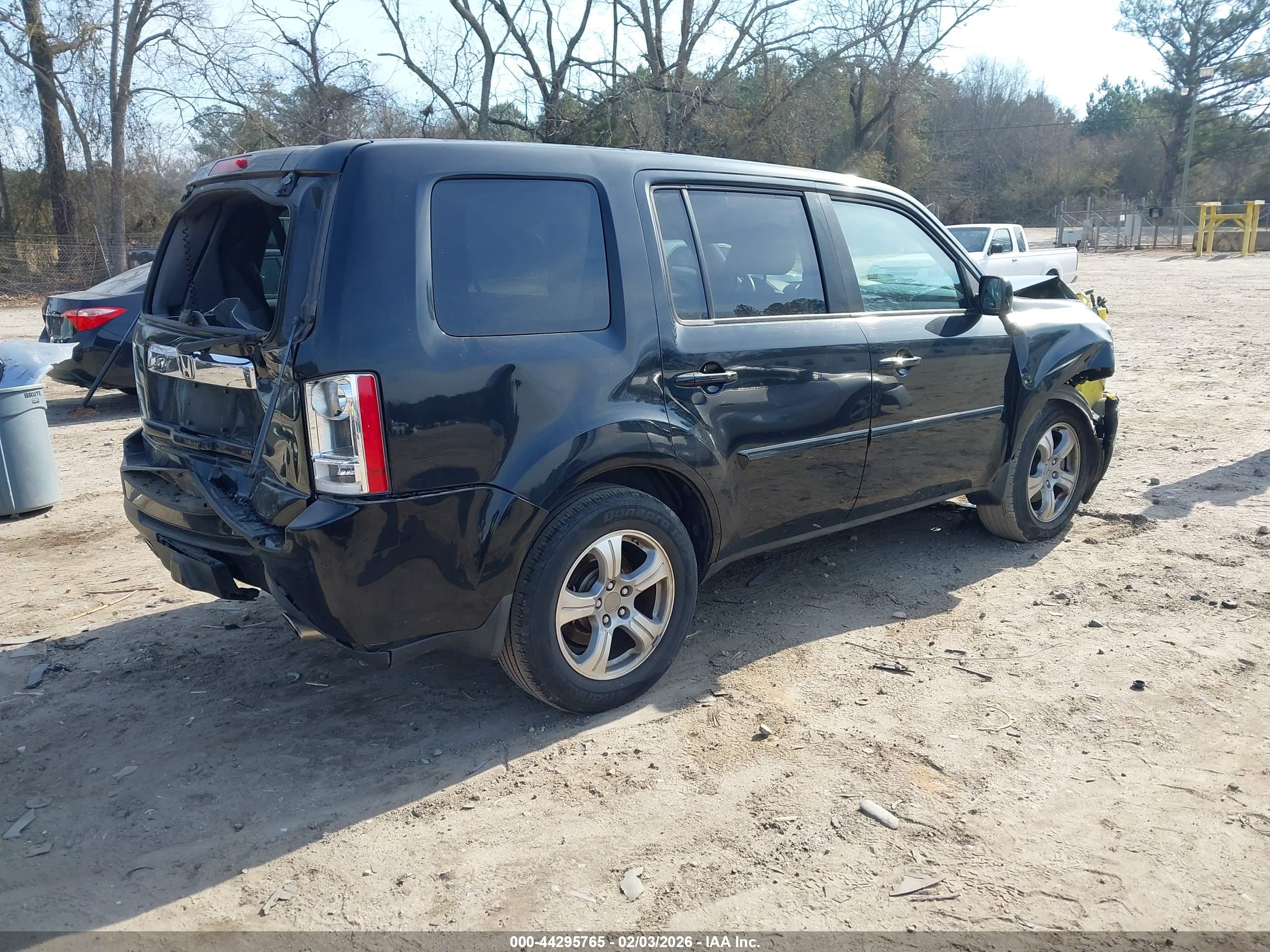 HONDA PILOT image 4