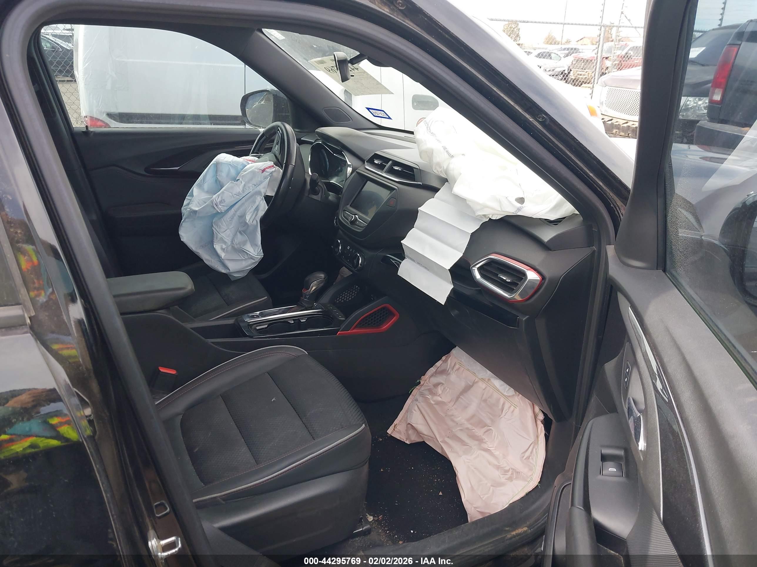 CHEVROLET TRAILBLAZER image 5