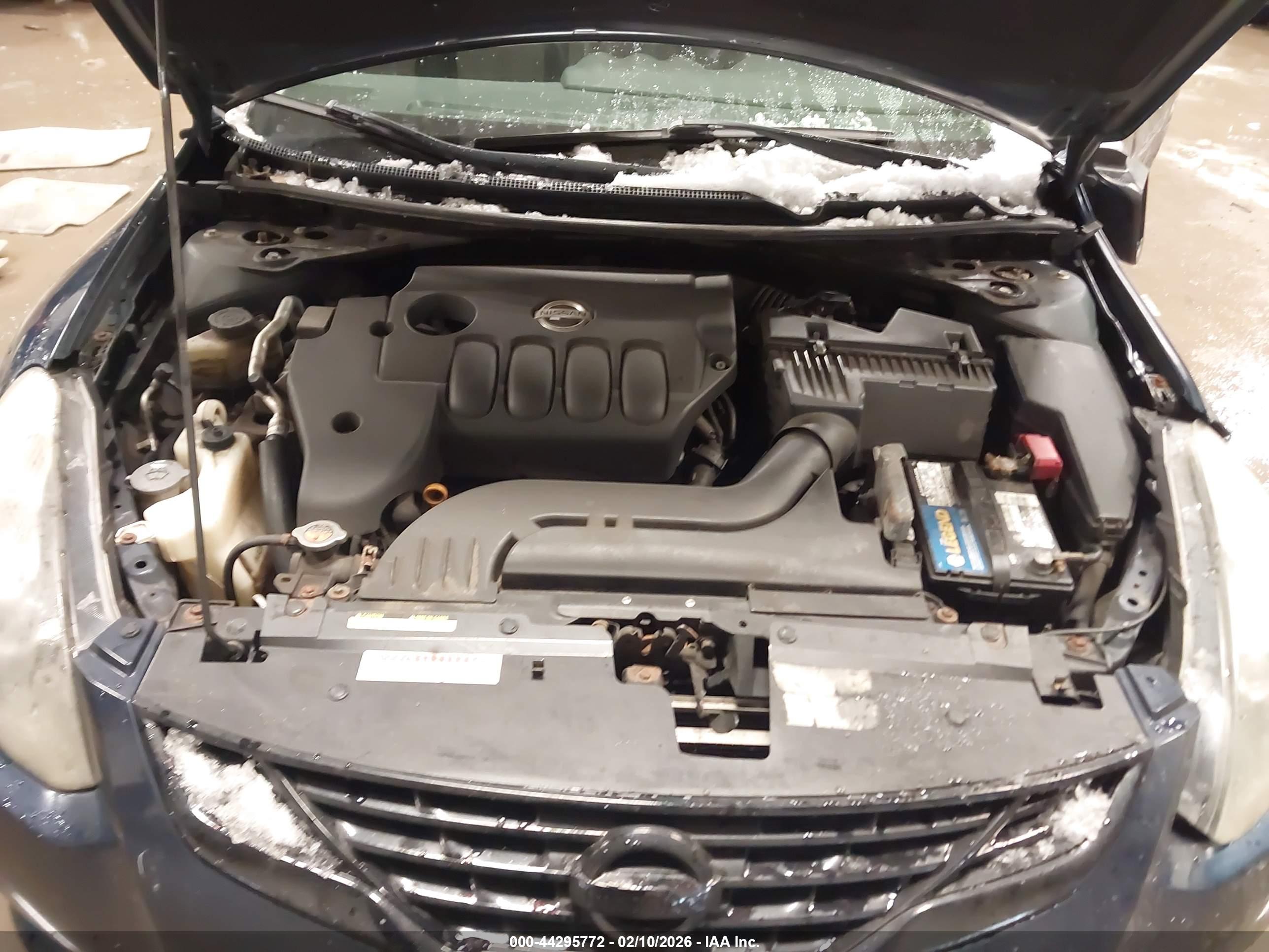 NISSAN ALTIMA image 10